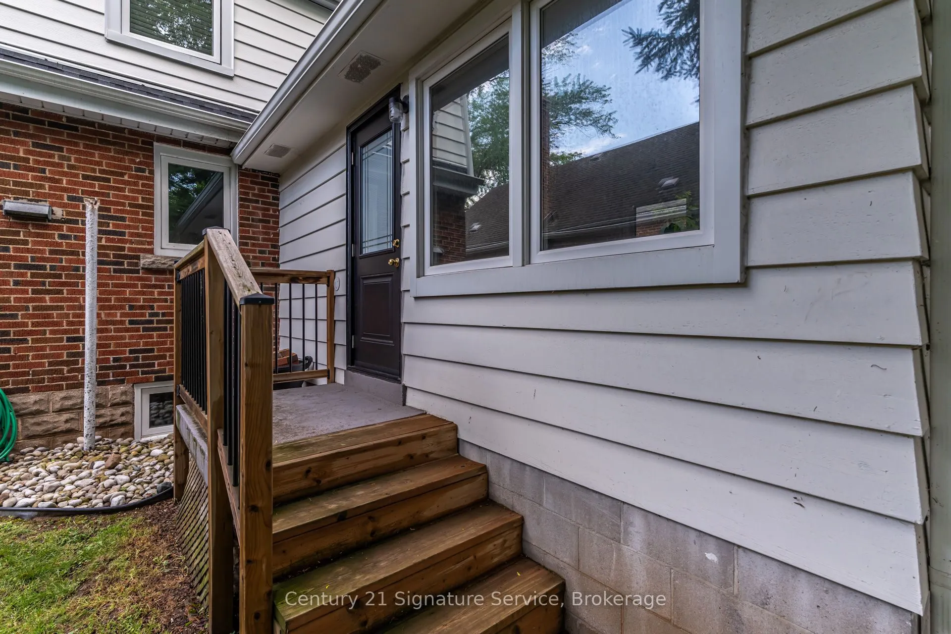 13 Allan Avenue