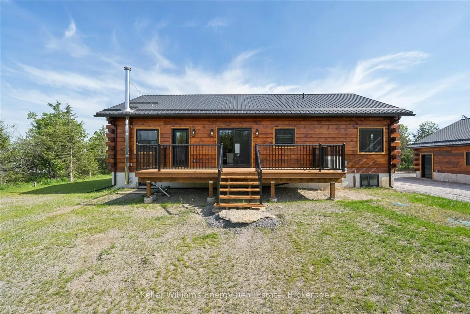 3374 10th Line E