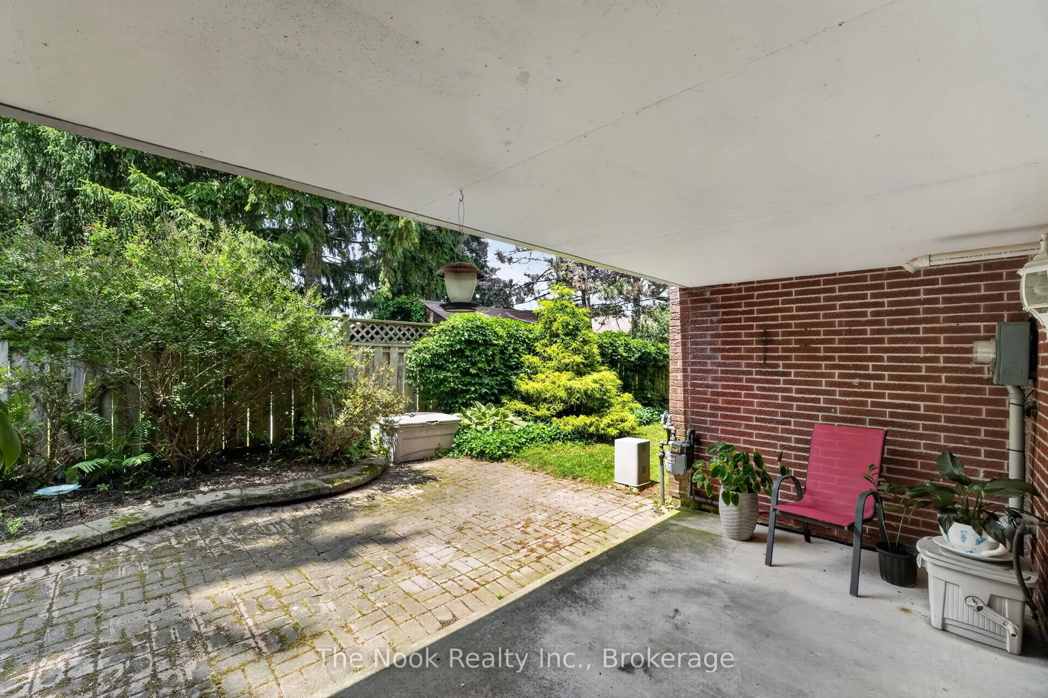 91 LIVINGSTON Avenue #12