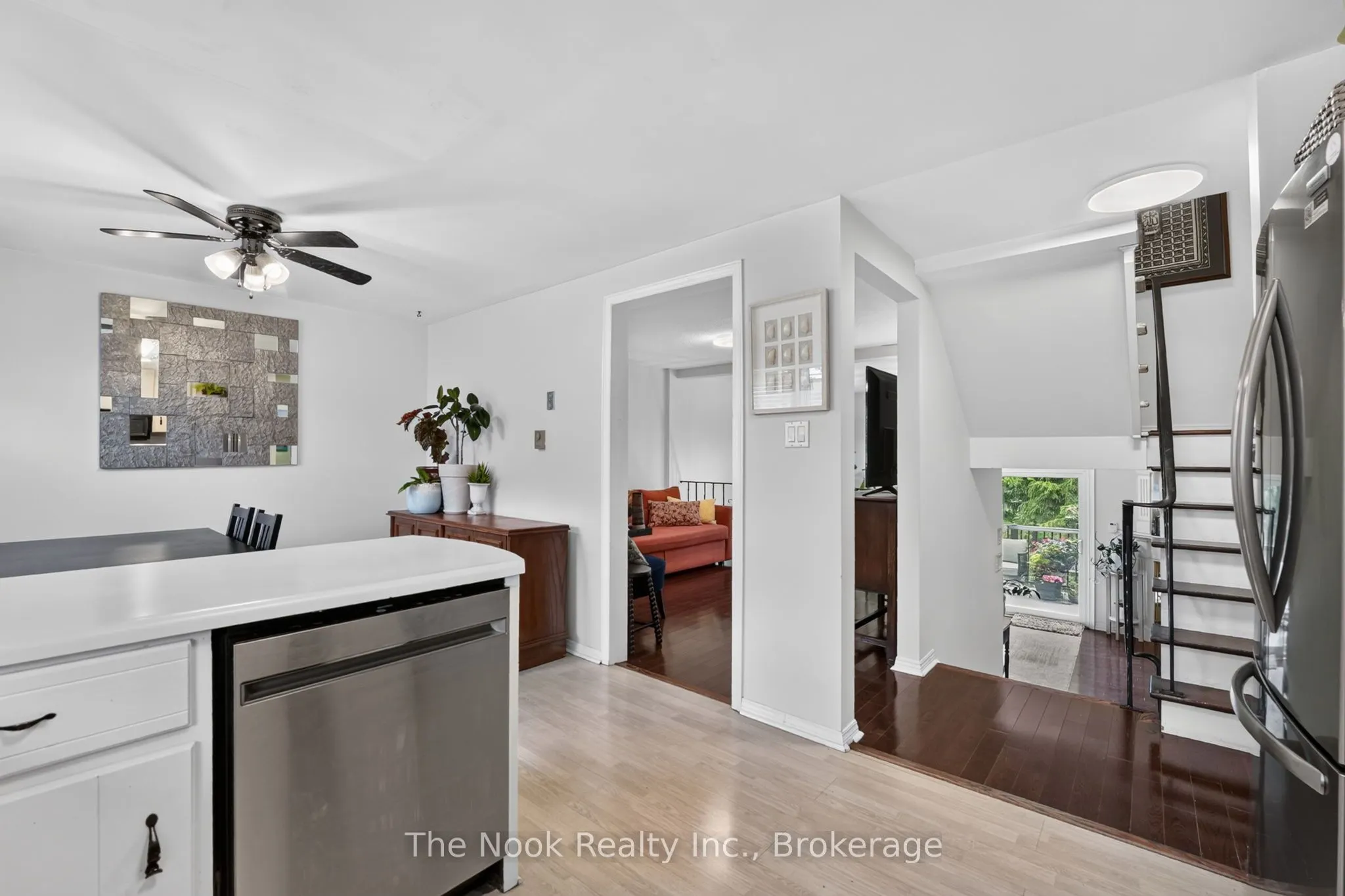 91 LIVINGSTON Avenue #12