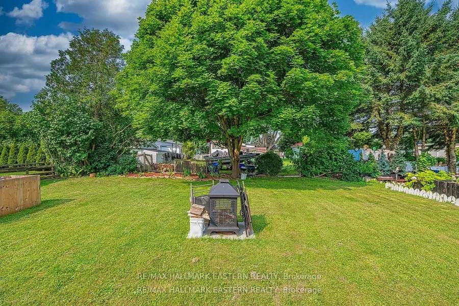6 Hillview Drive