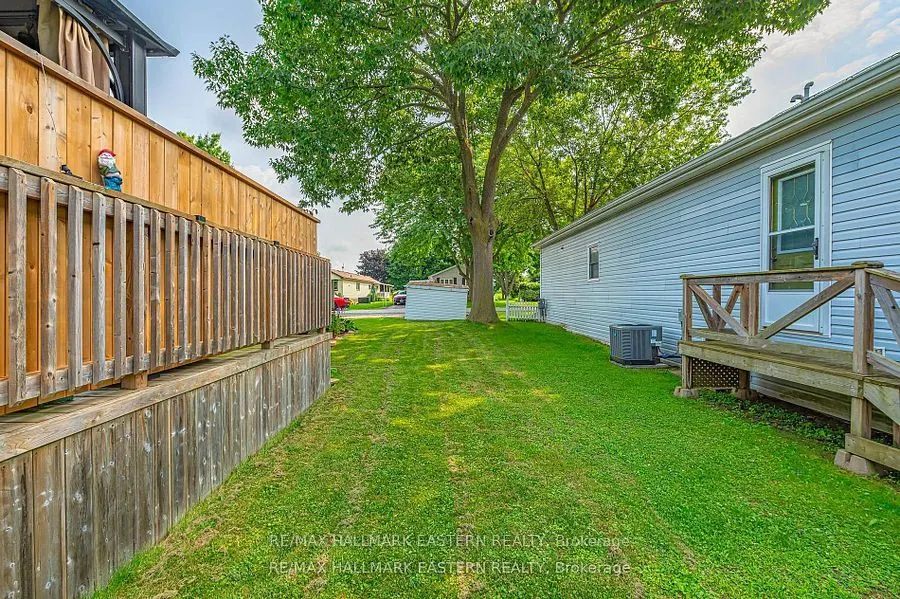 6 Hillview Drive