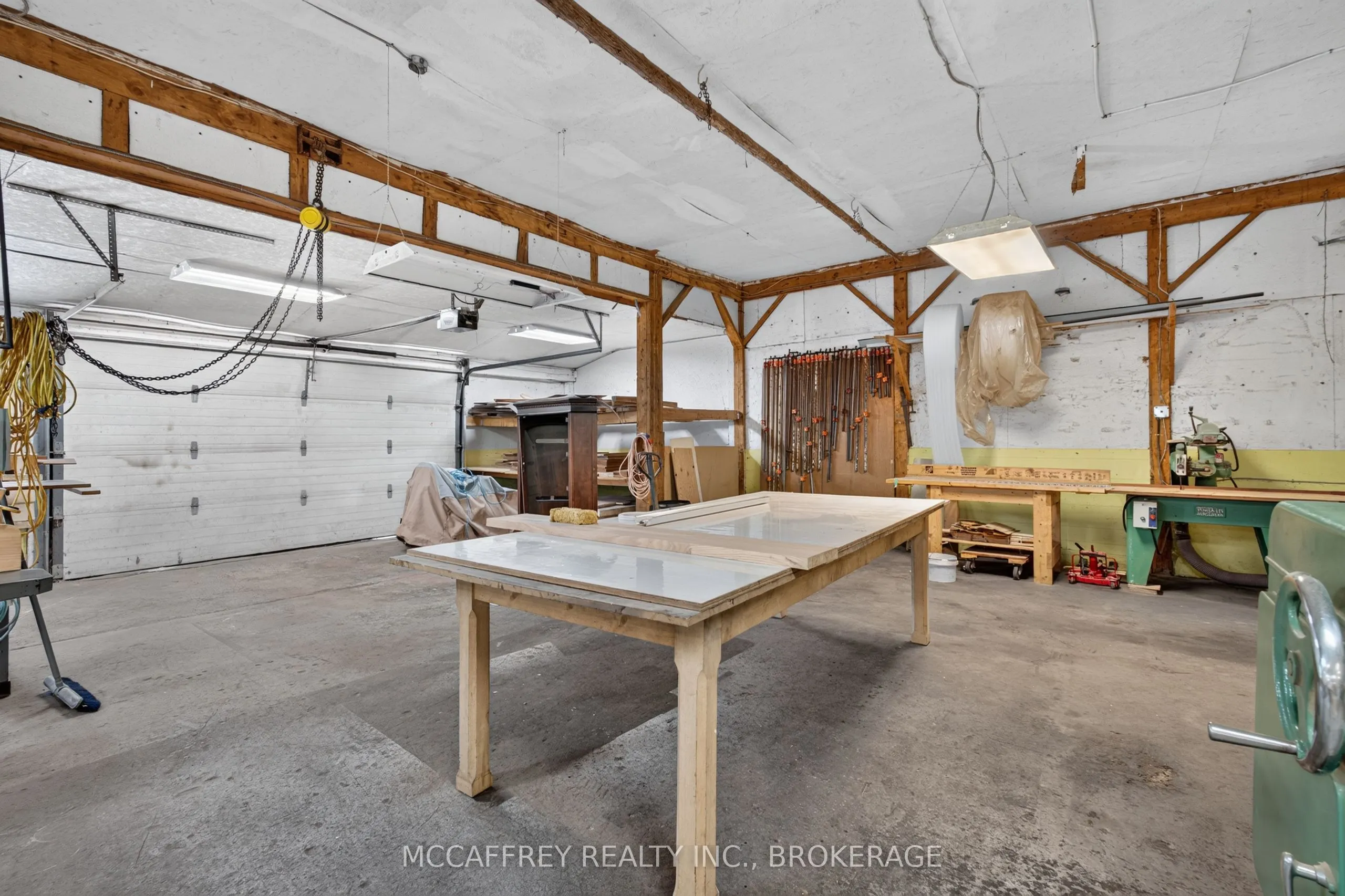 2183 Daley Road