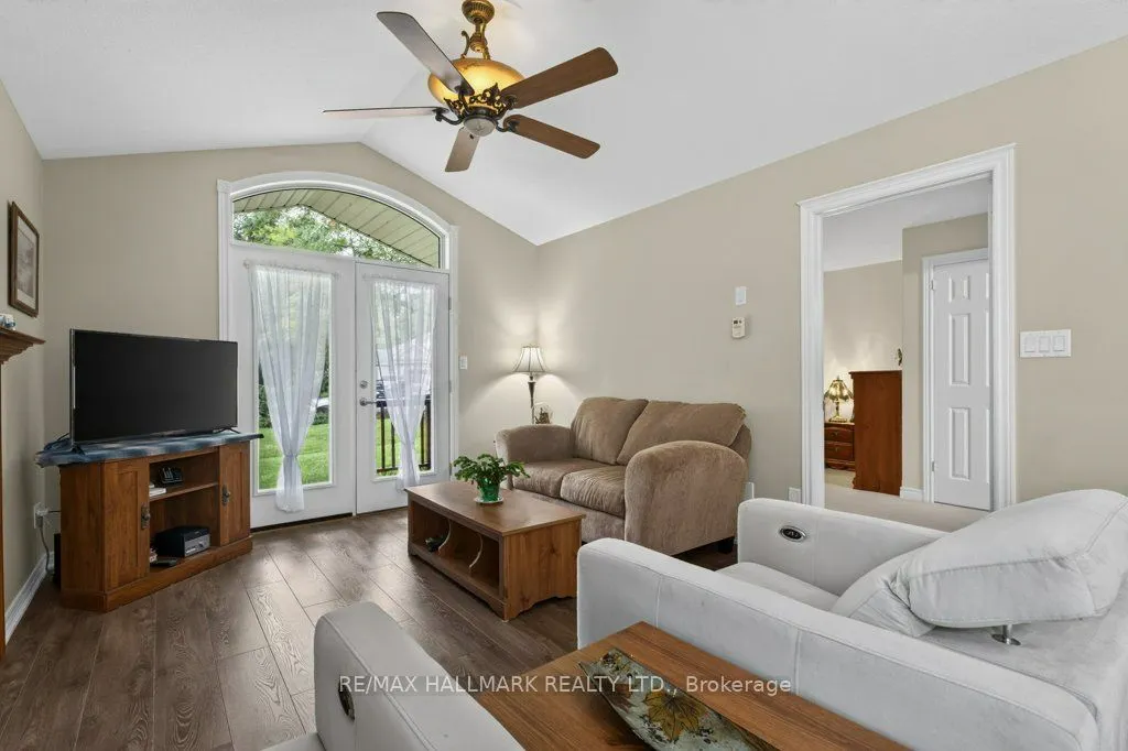 22 Jenny Crescent #18