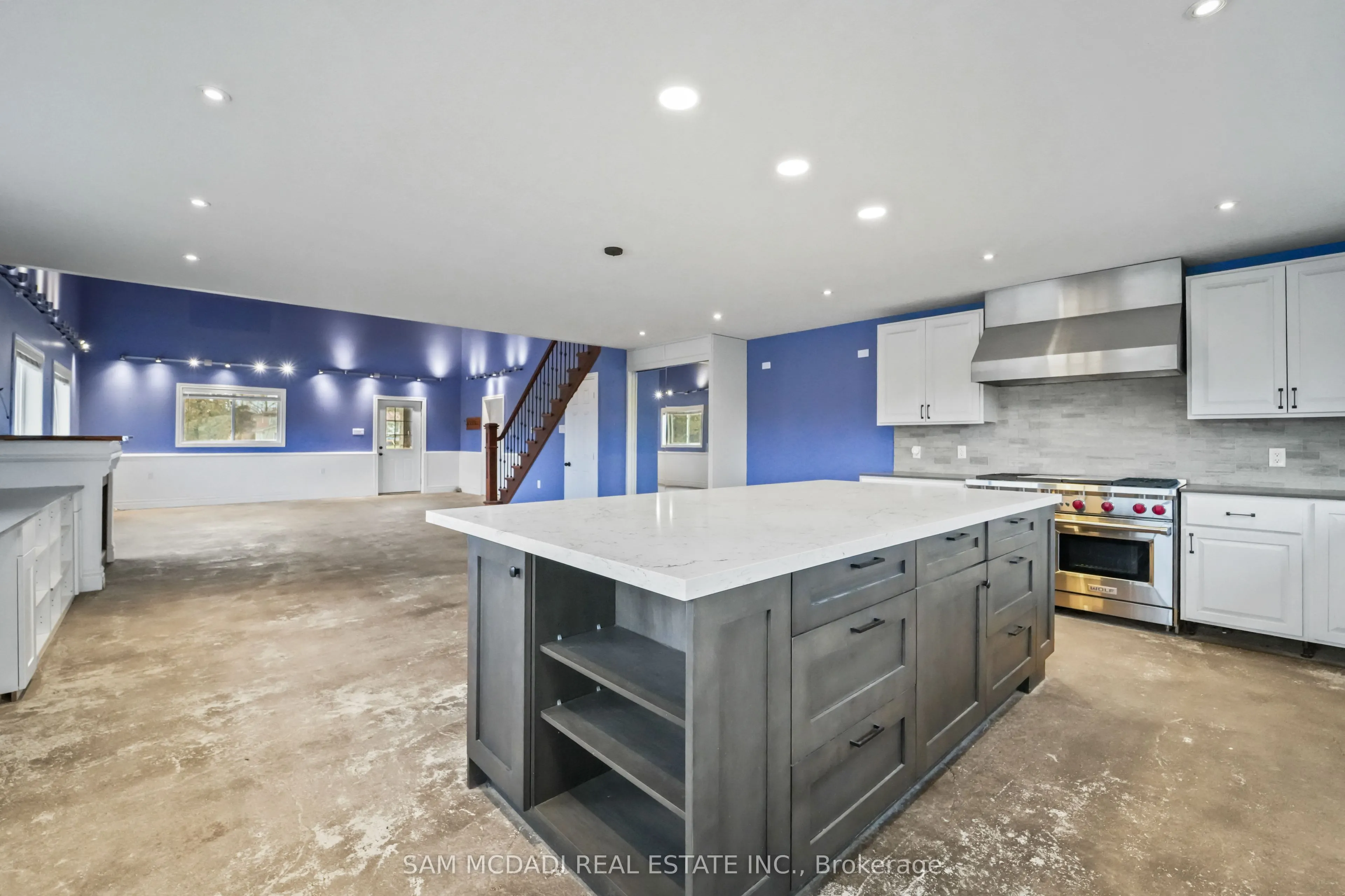 1291 Old Highway 8