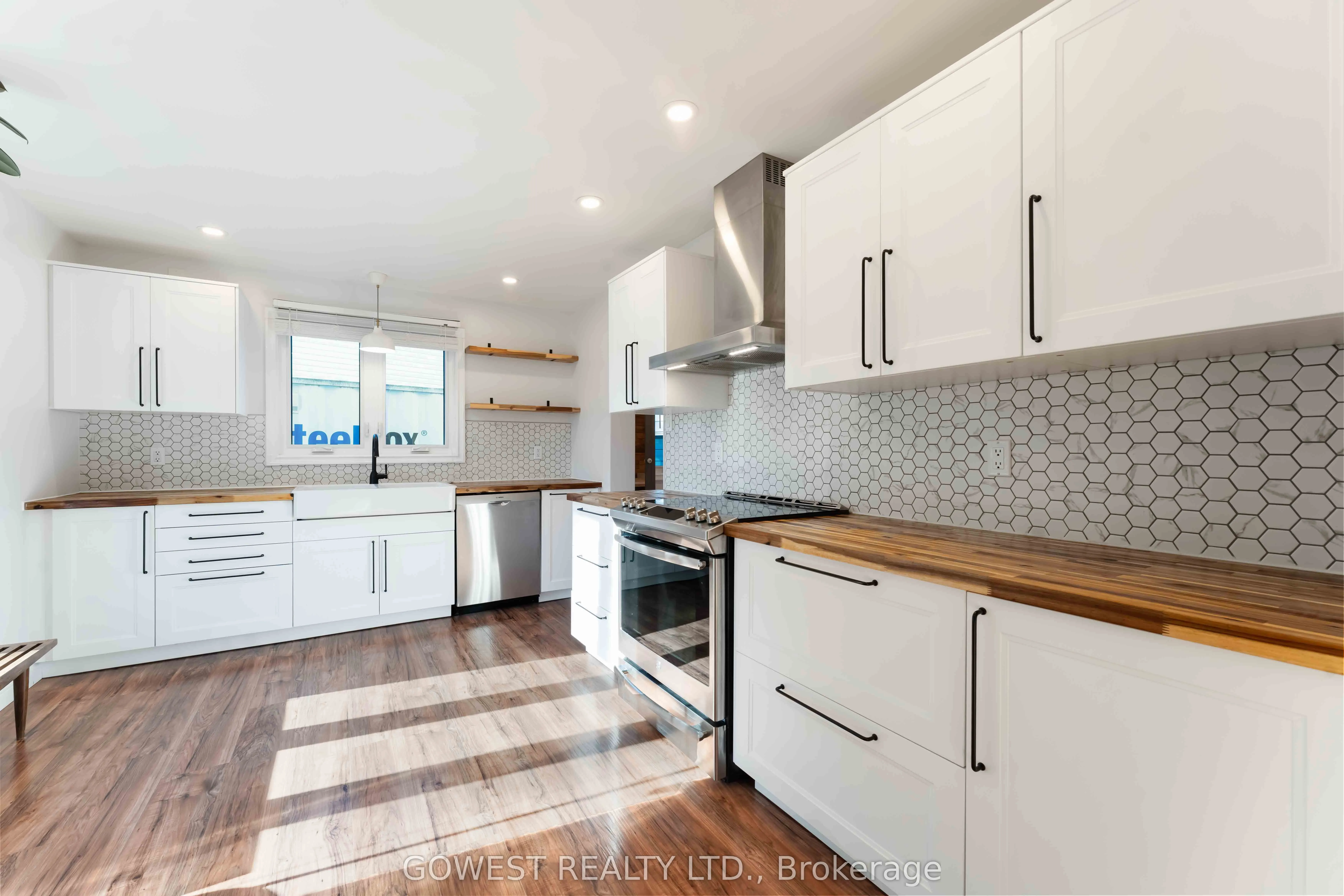 94 Fieldgate Drive