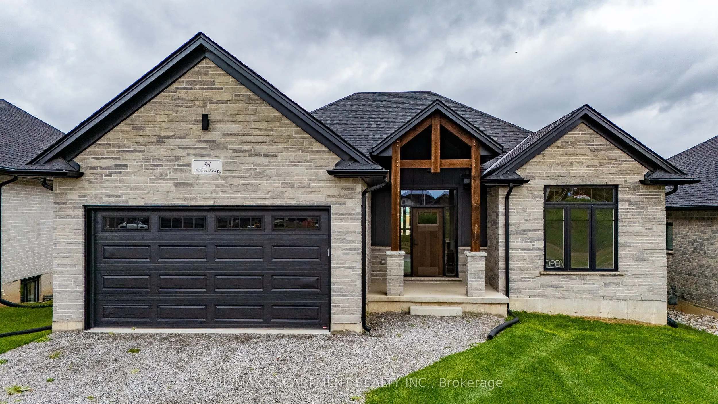 34 Andrew Avenue