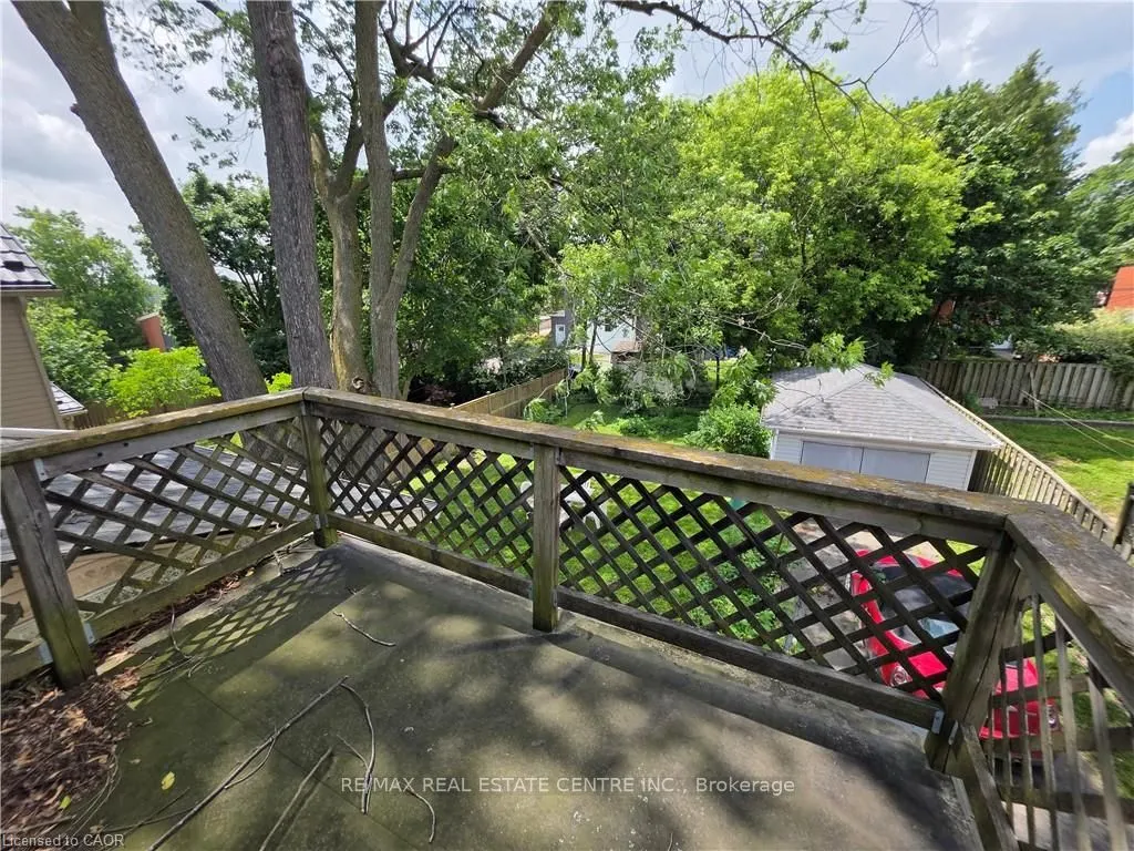 20 Fairview Avenue
