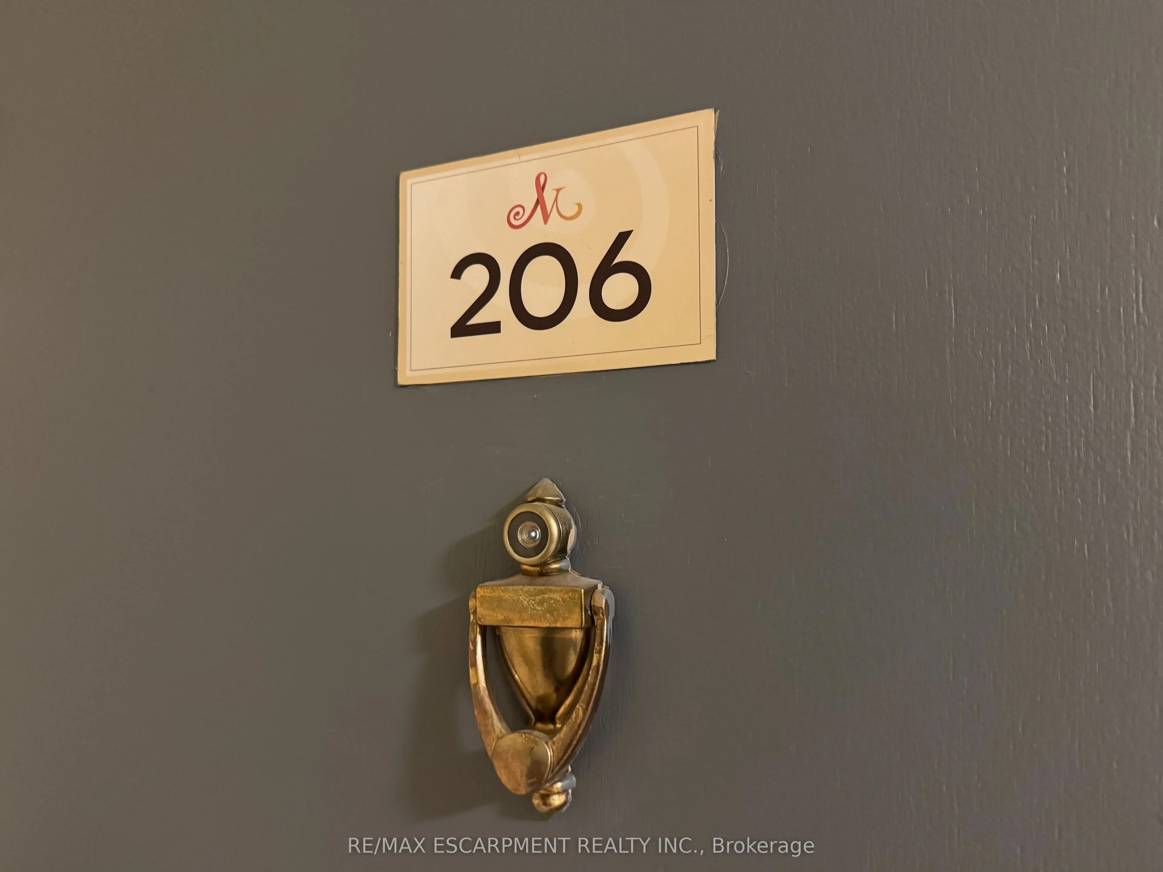 325A James Street S #106