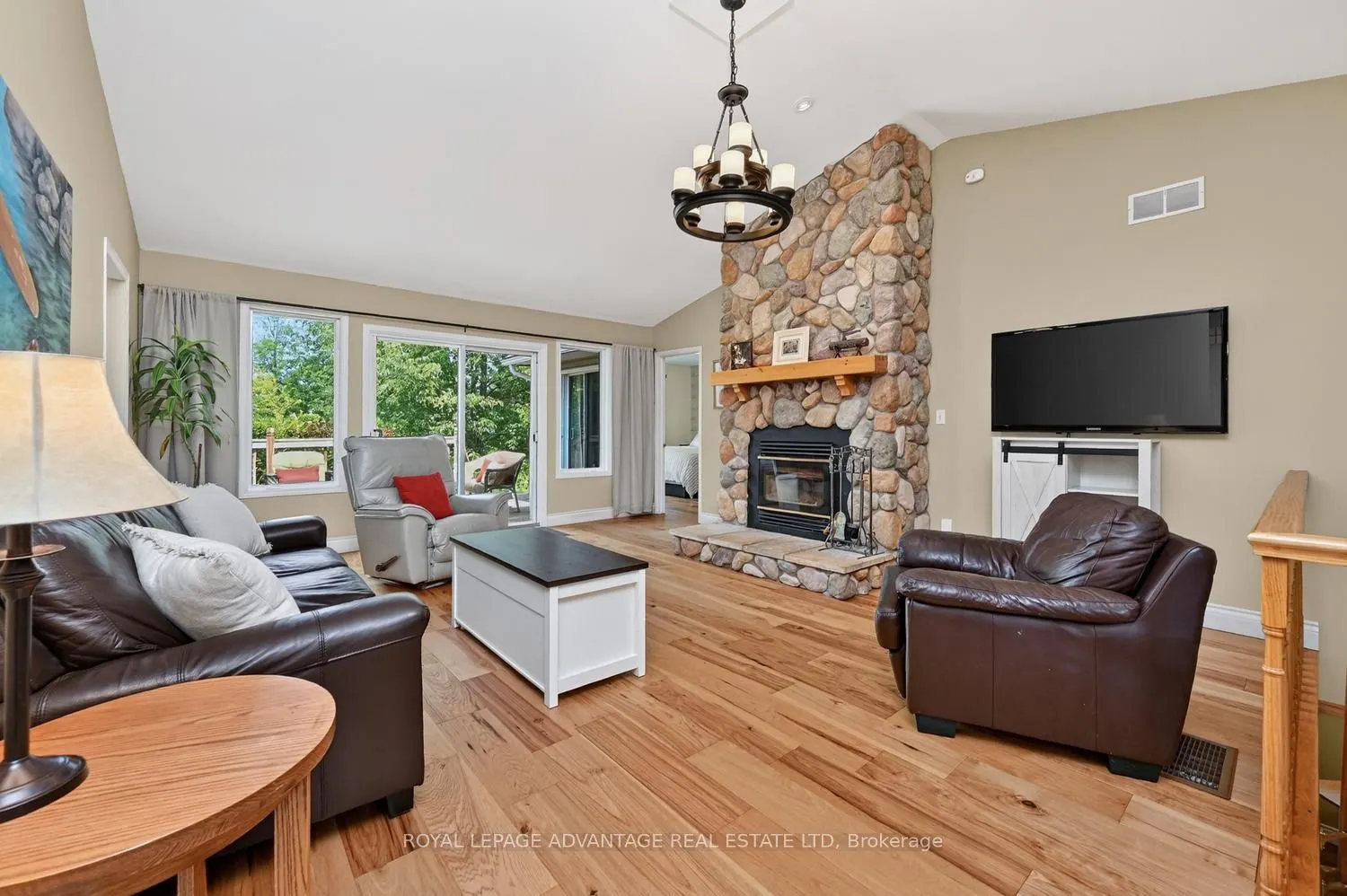 240 NOONAN Road S