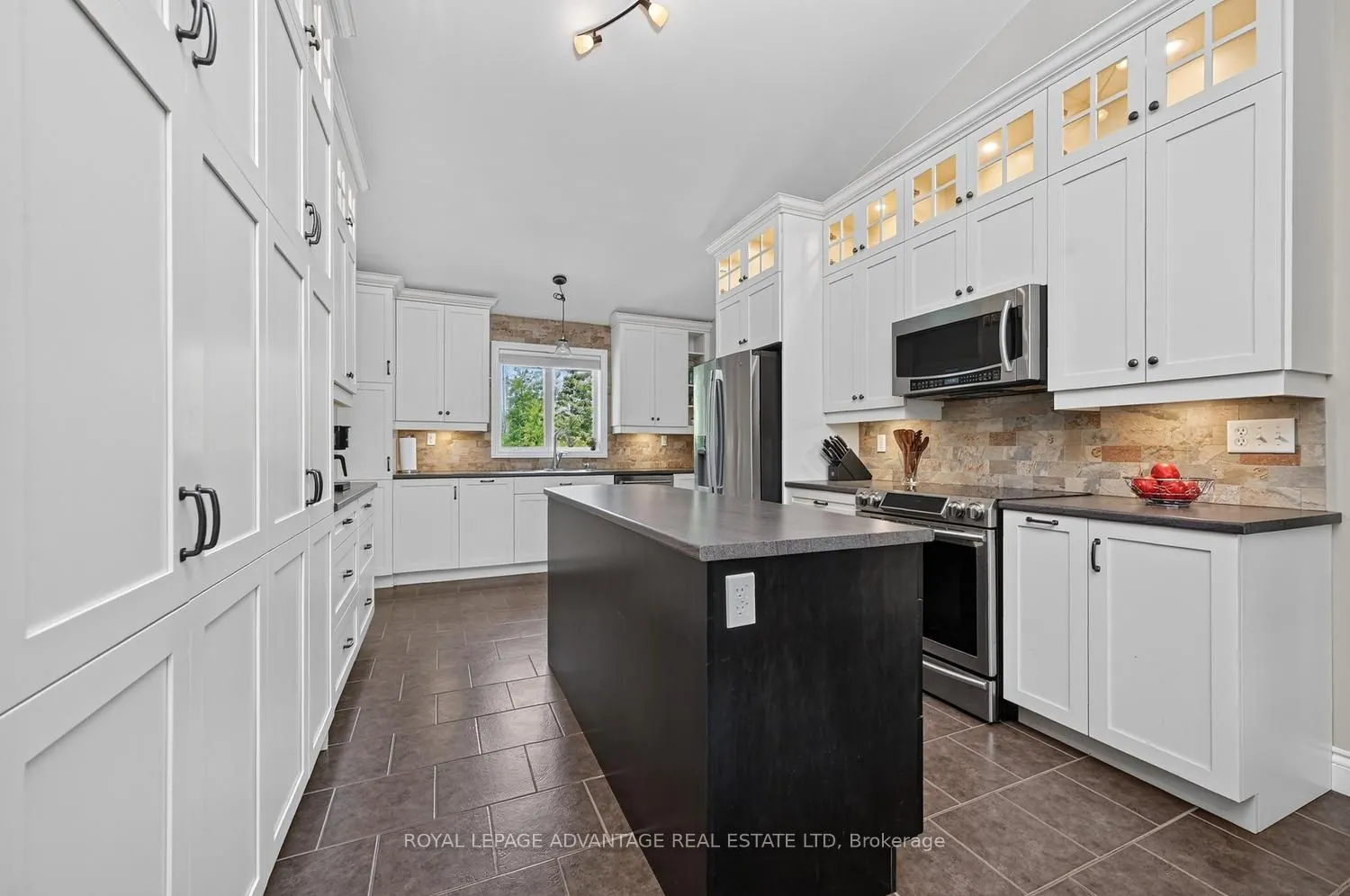 240 NOONAN Road S