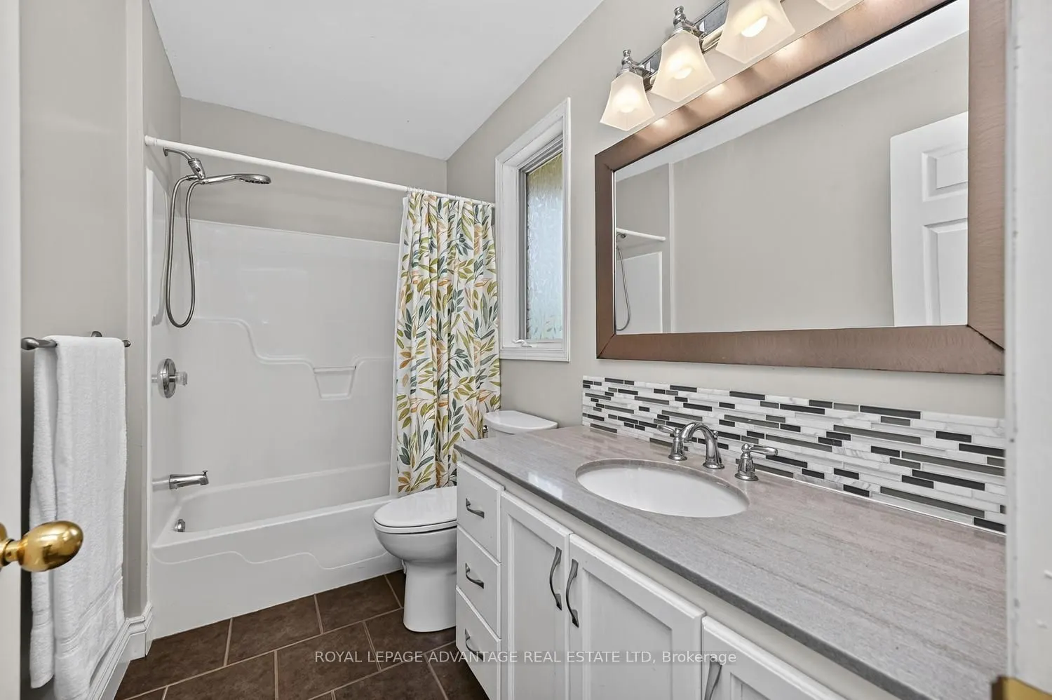 240 NOONAN Road S