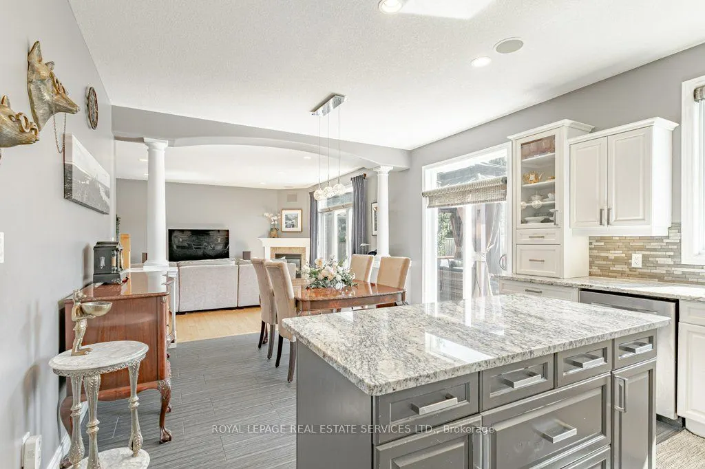 560 Lakeview Drive