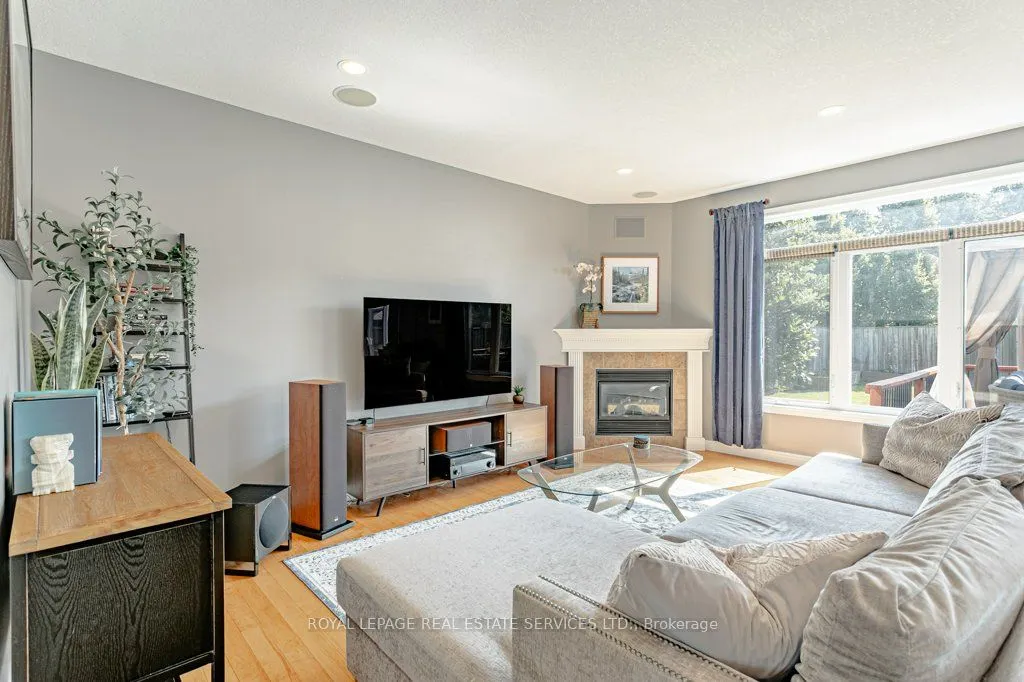 560 Lakeview Drive