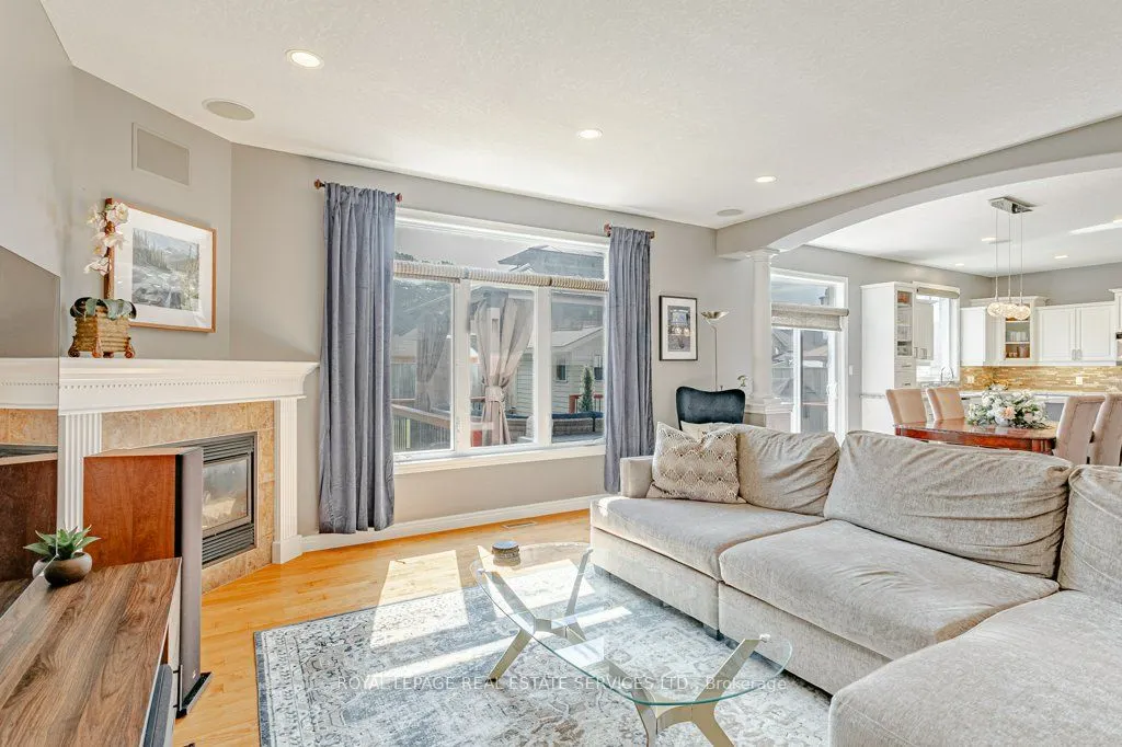 560 Lakeview Drive