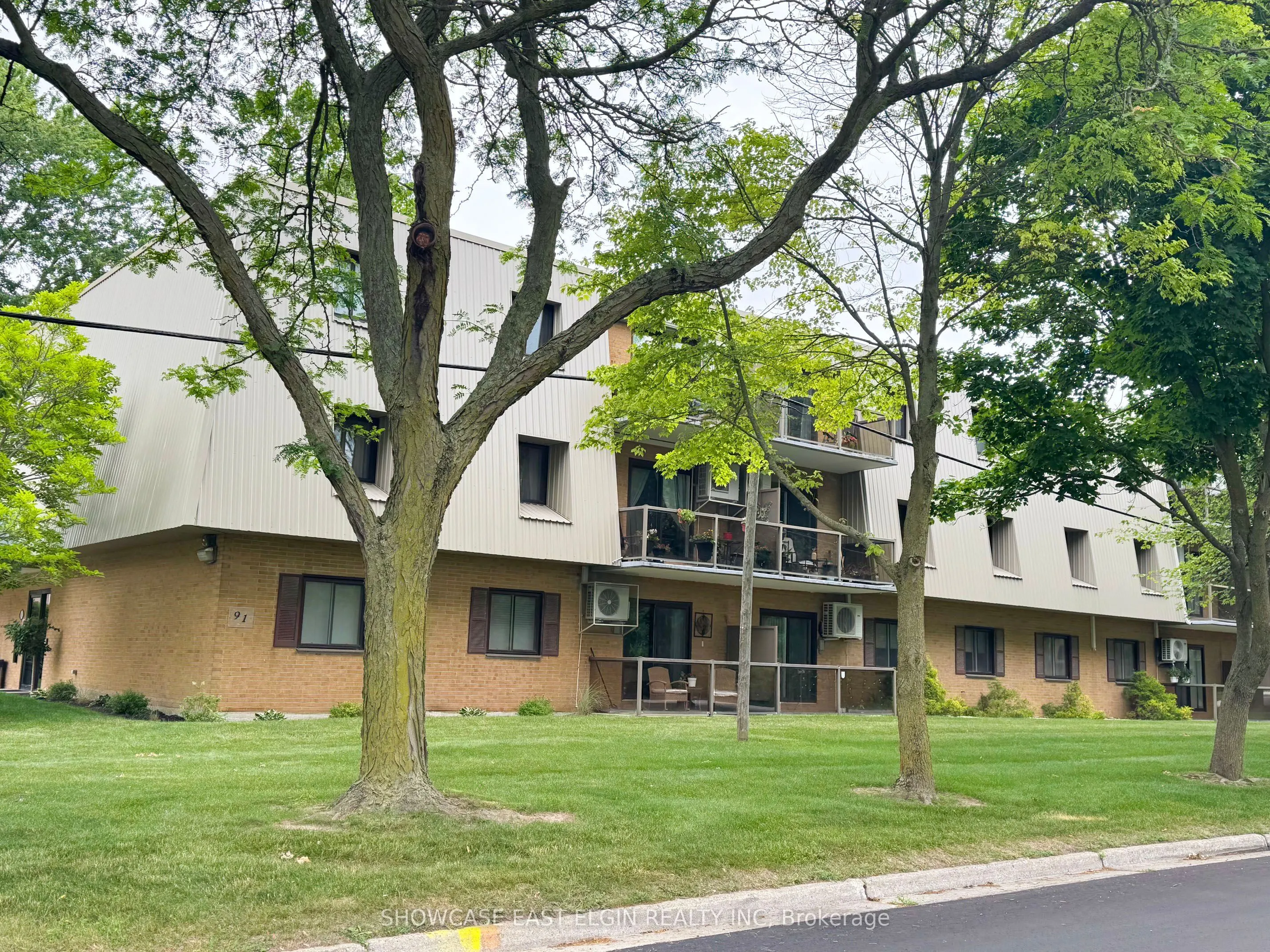 91 Spruce Street W #201