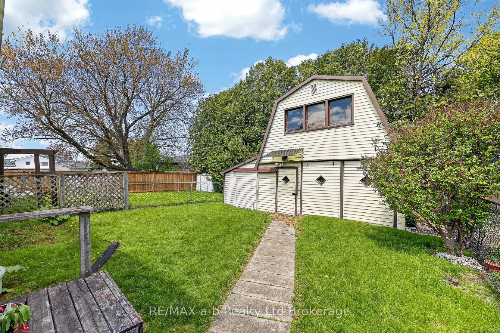 13 Witty Avenue