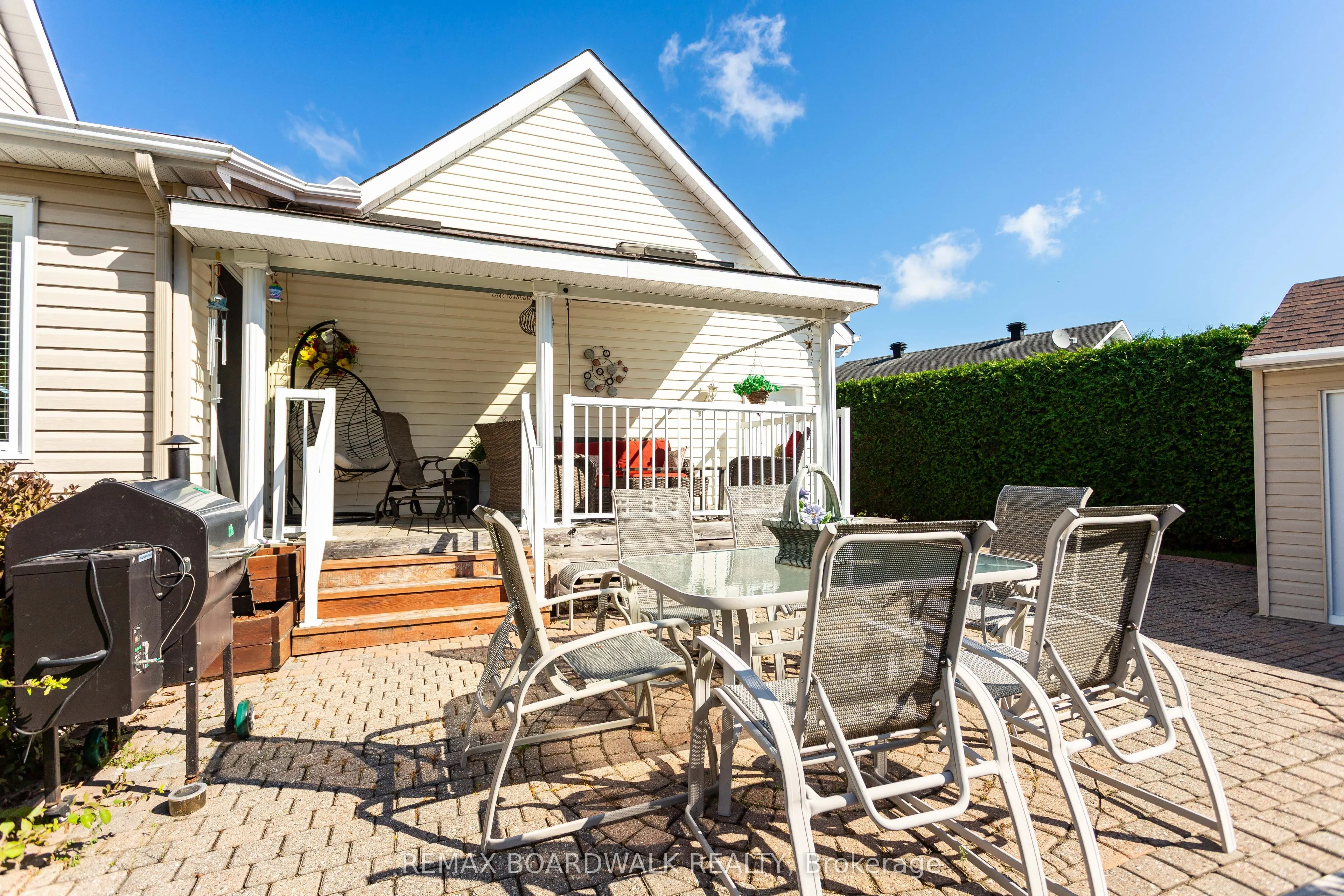 32 Faucher Boulevard
