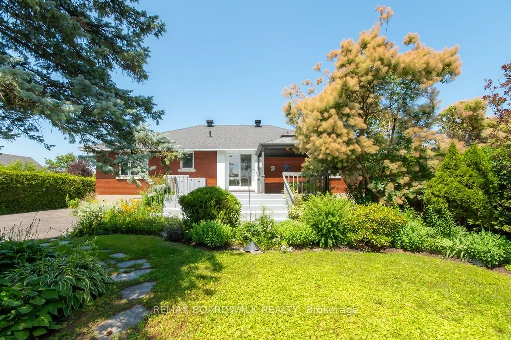 3654 Navan Road