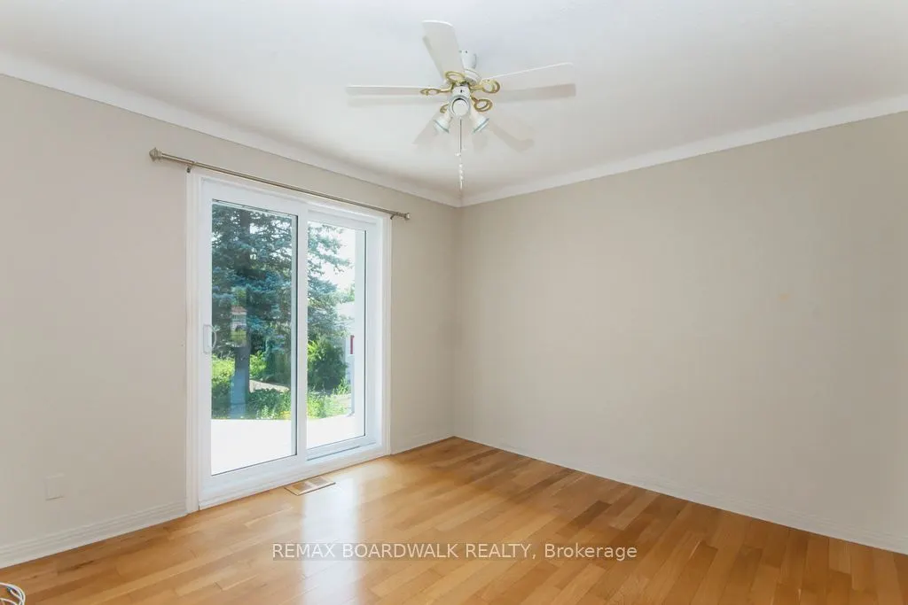 3654 Navan Road