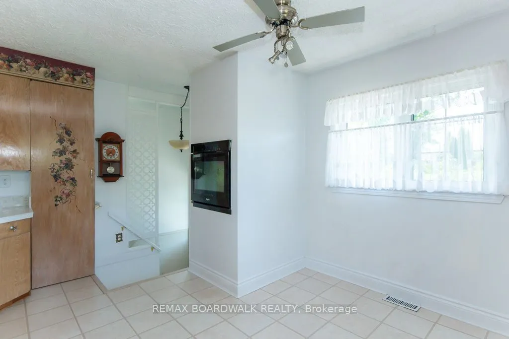 3654 Navan Road