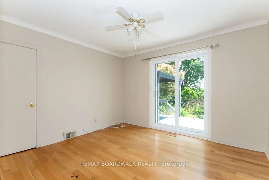 3654 Navan Road