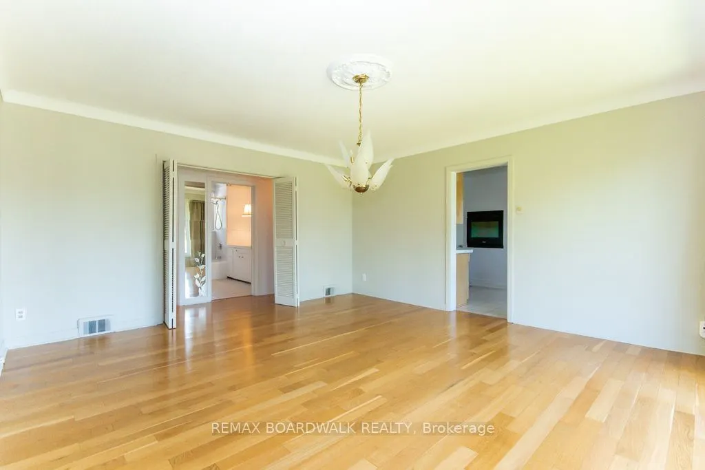 3654 Navan Road