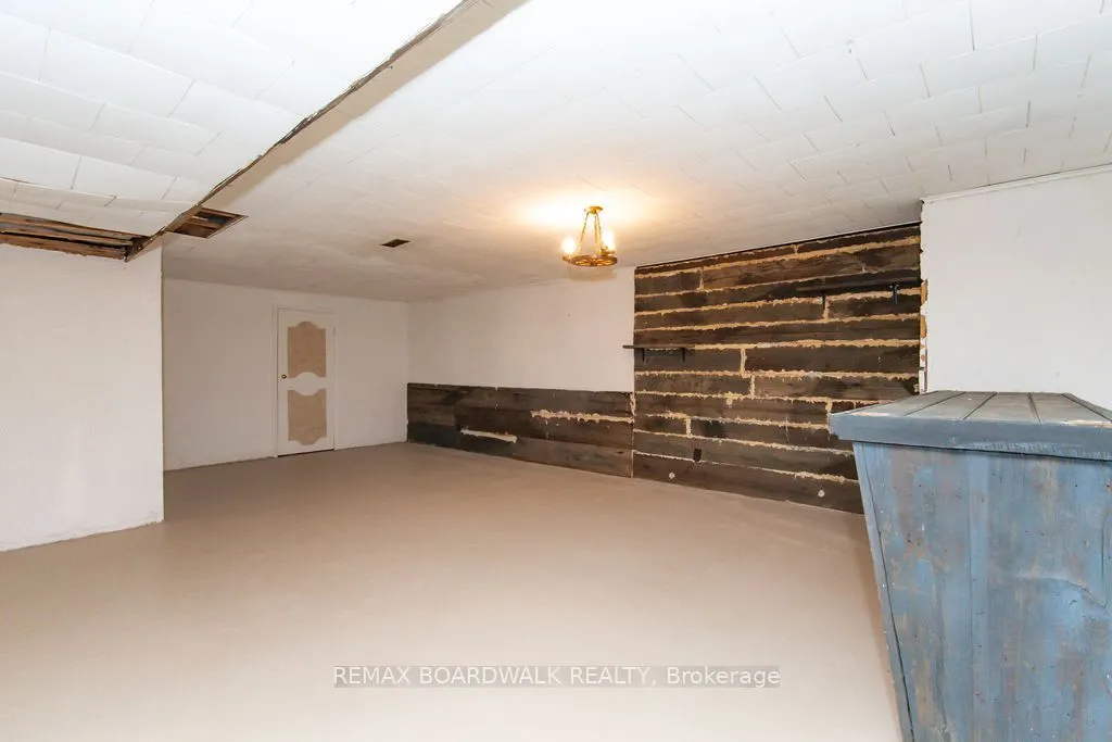 3654 Navan Road