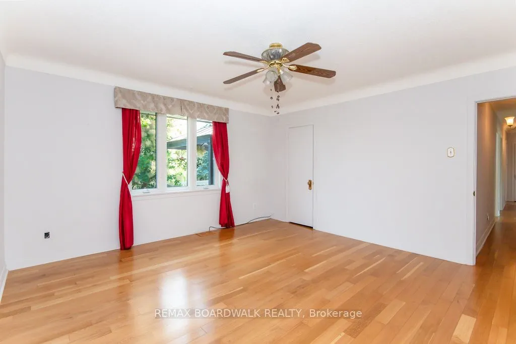 3654 Navan Road