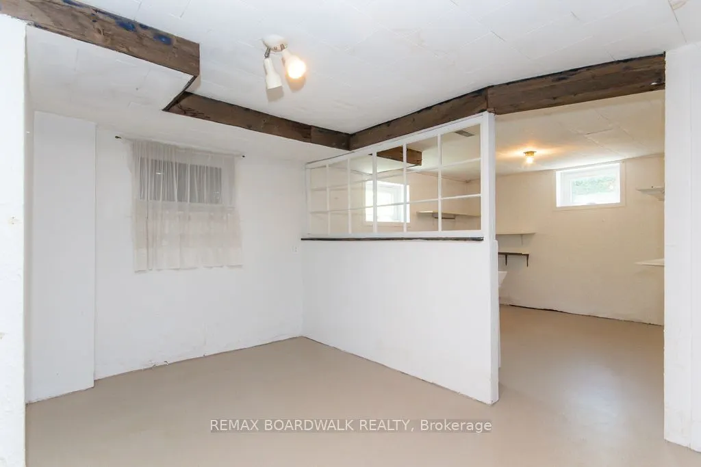 3654 Navan Road