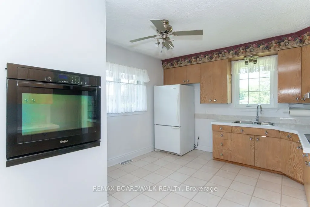 3654 Navan Road