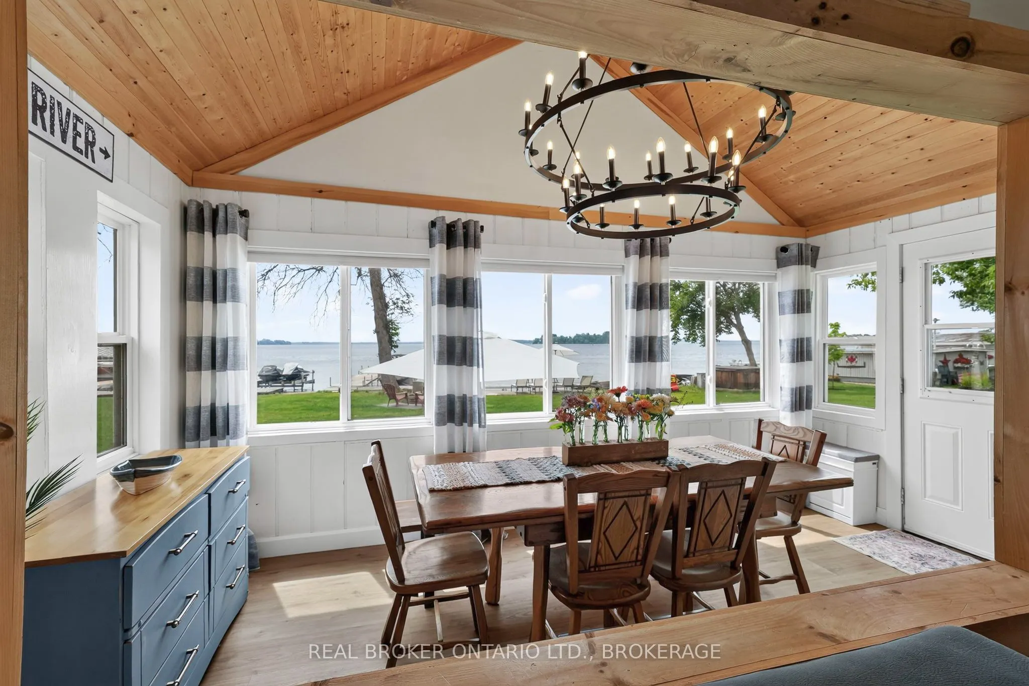 19 Hamilton Island Road