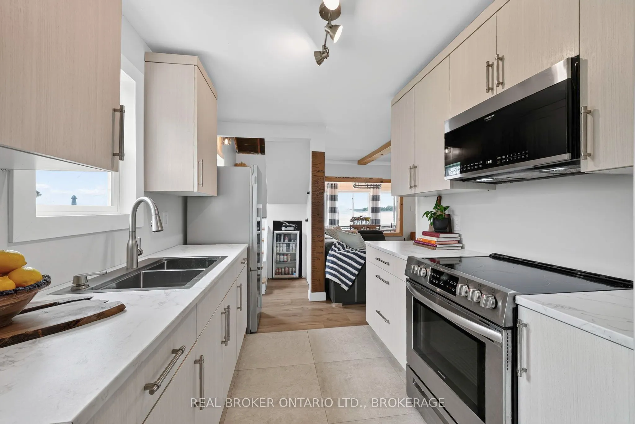 19 Hamilton Island Road