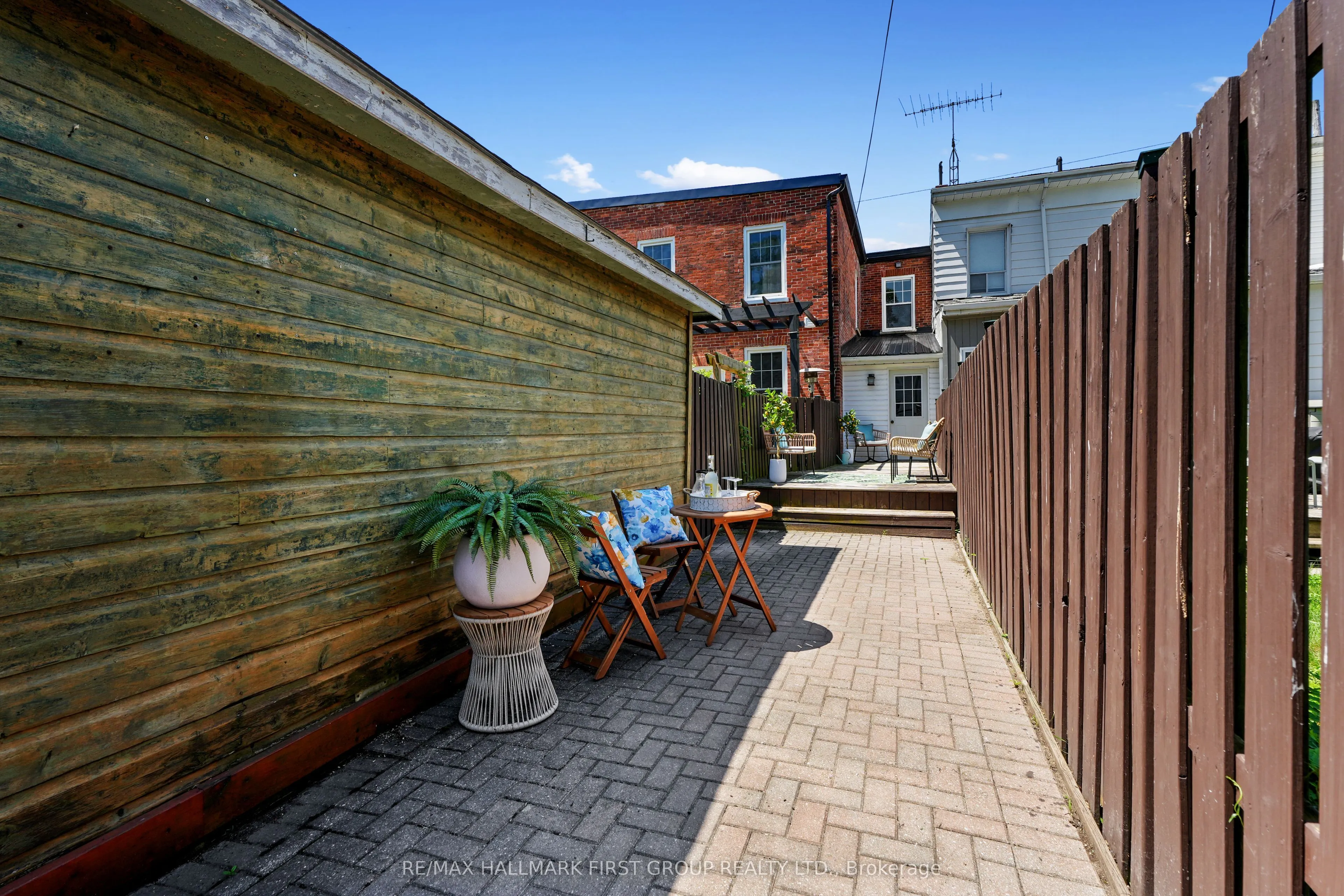 274 Ridout Street