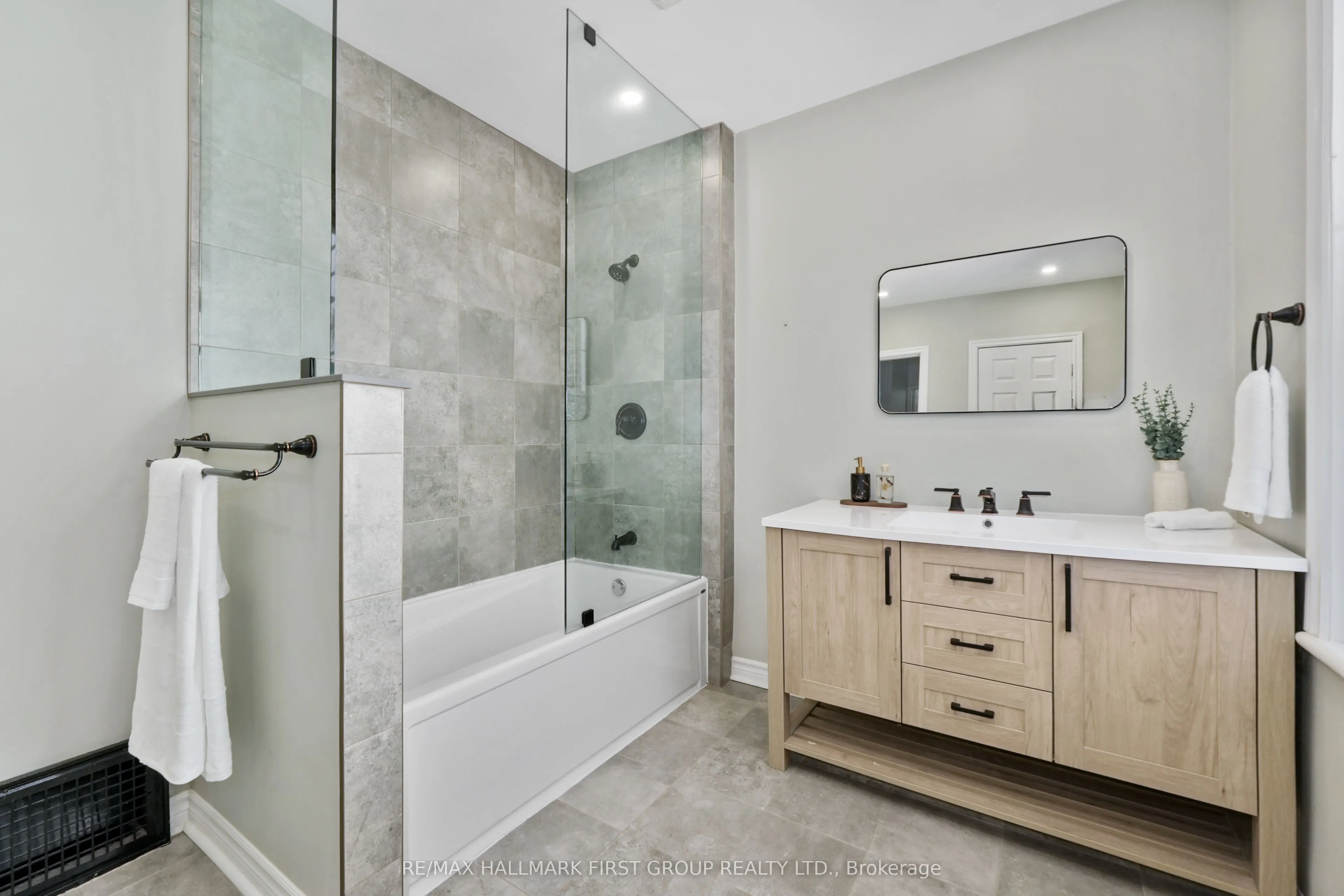 274 Ridout Street