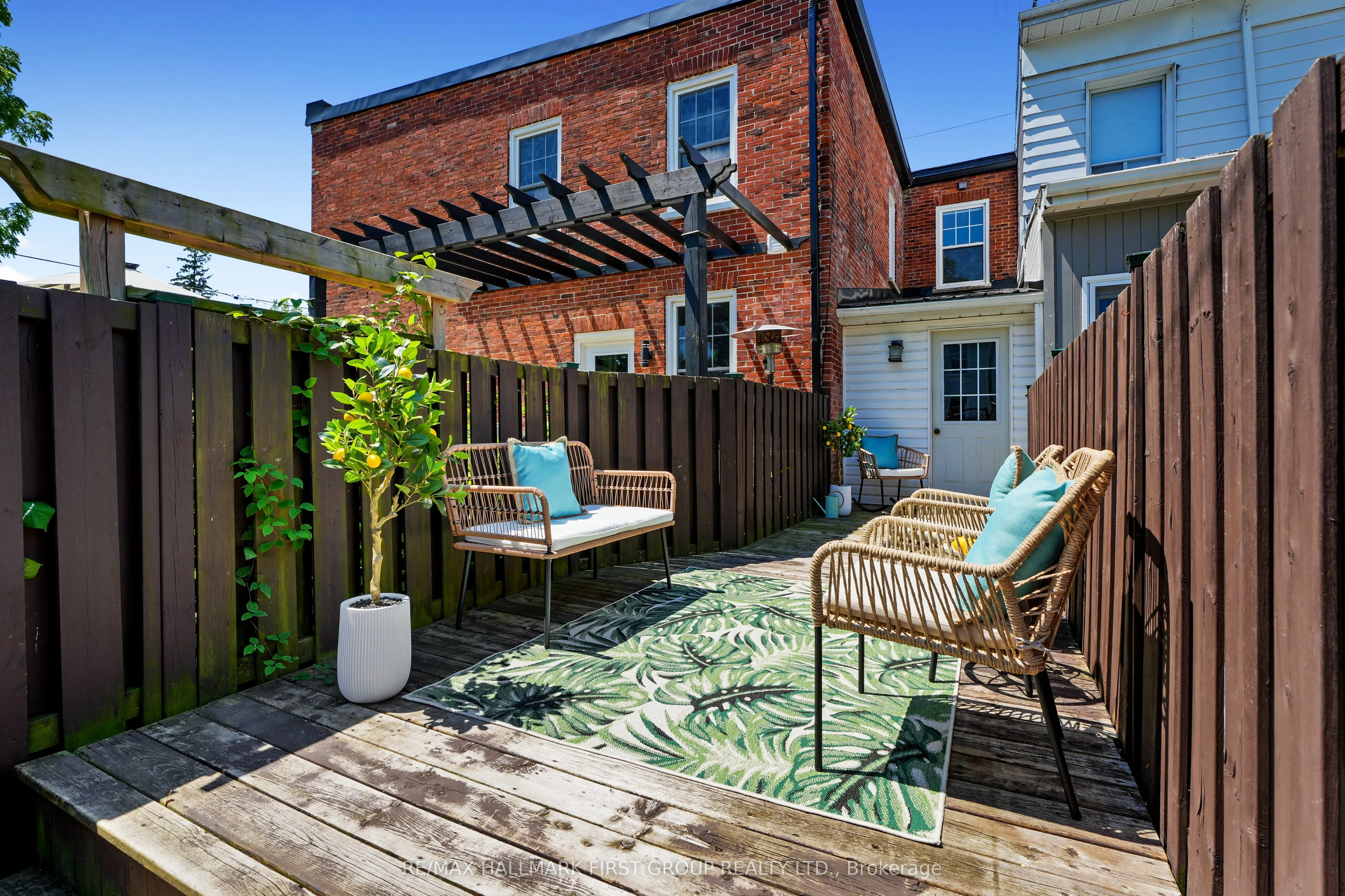 274 Ridout Street
