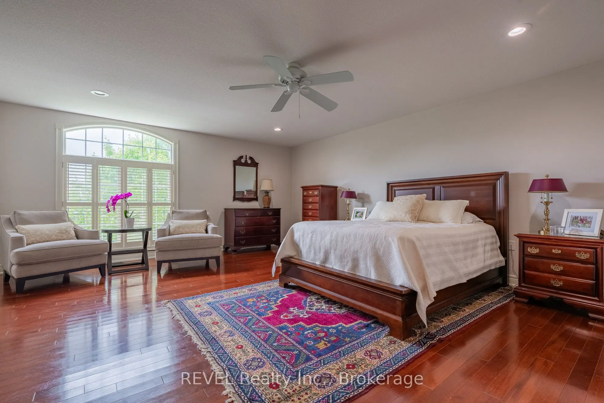 3250 Thunder Bay Road