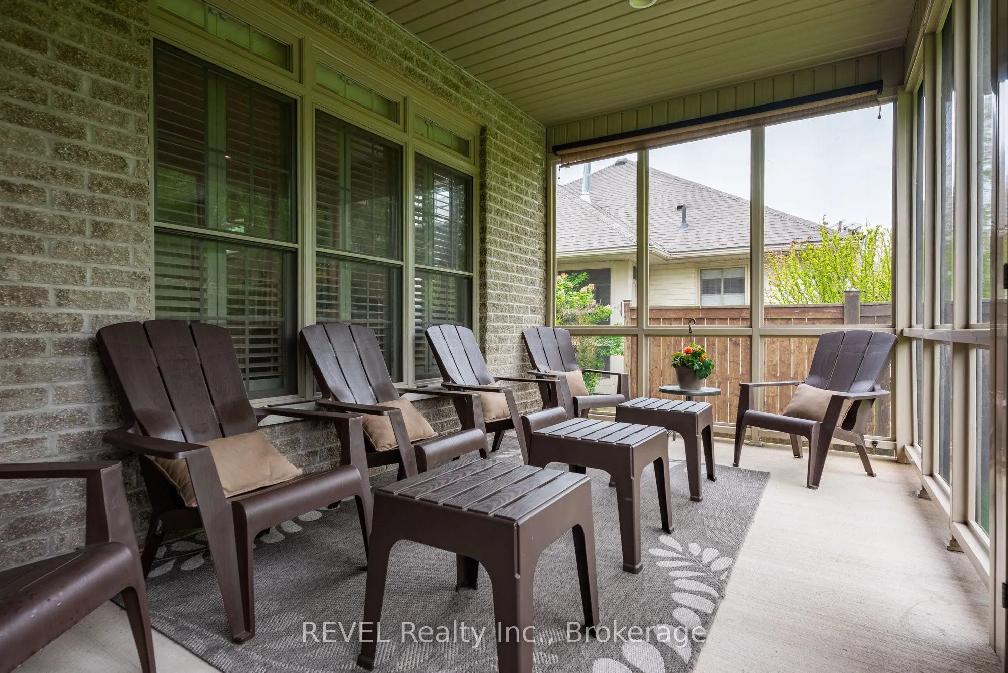 3250 Thunder Bay Road