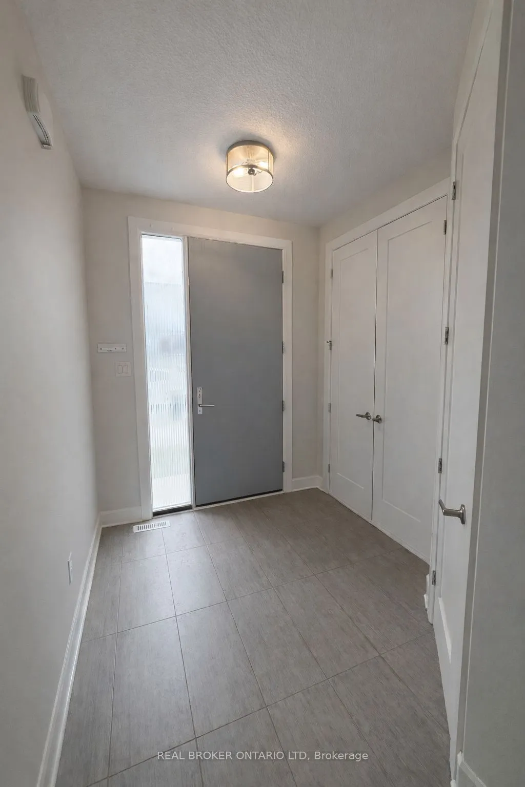 499 Sophia Crescent #32