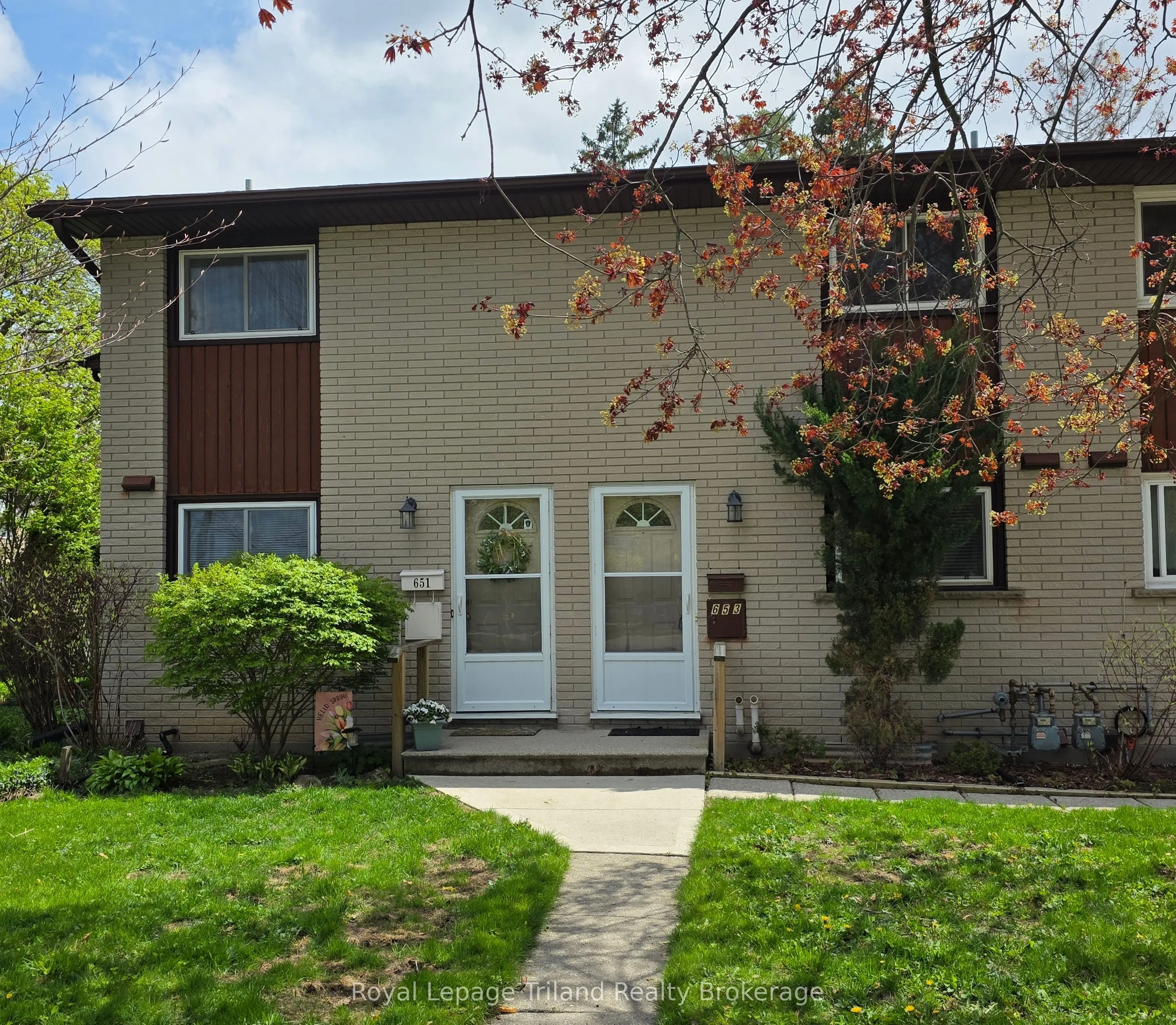 653 Northdale Drive #8