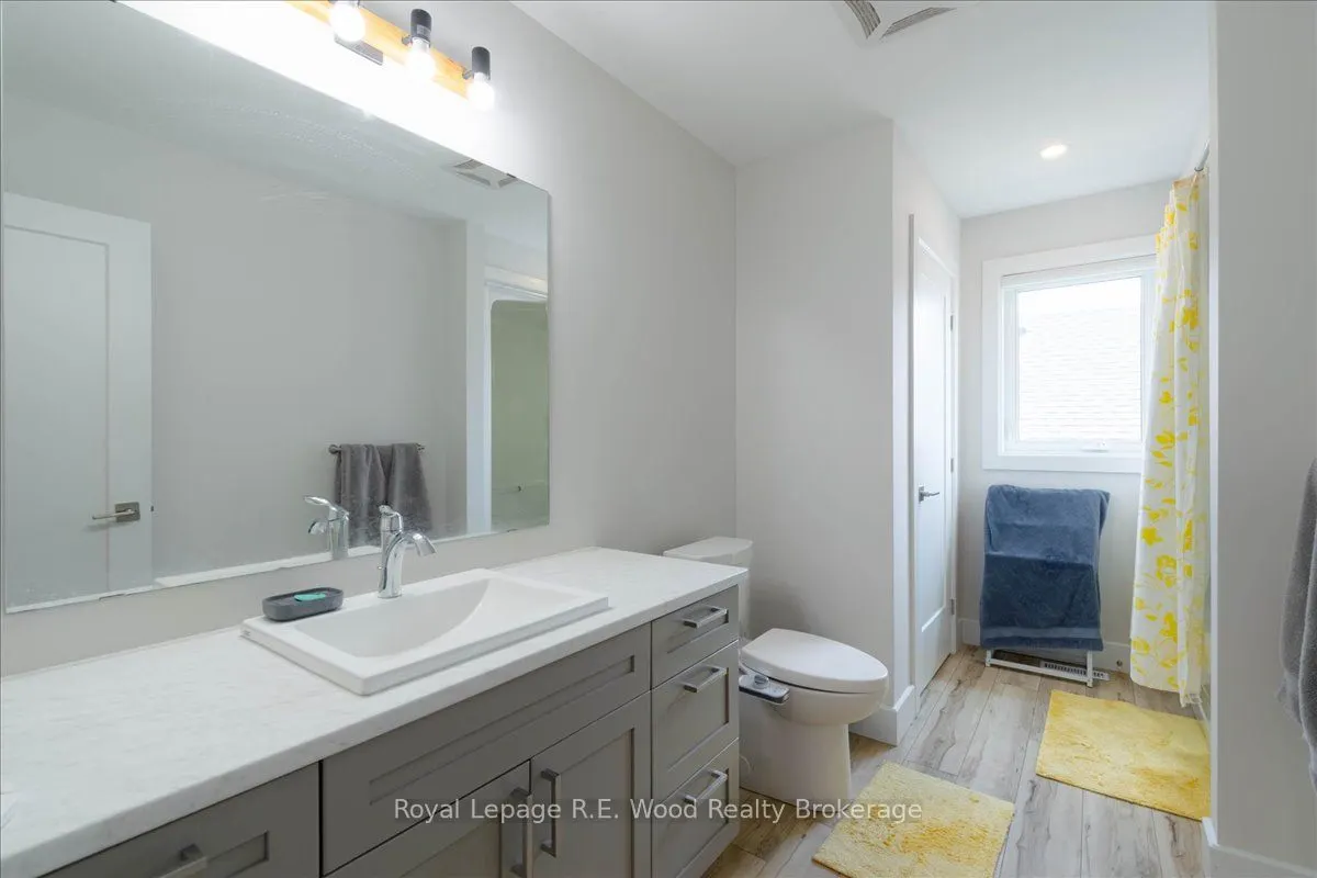 72 Trailview Drive E