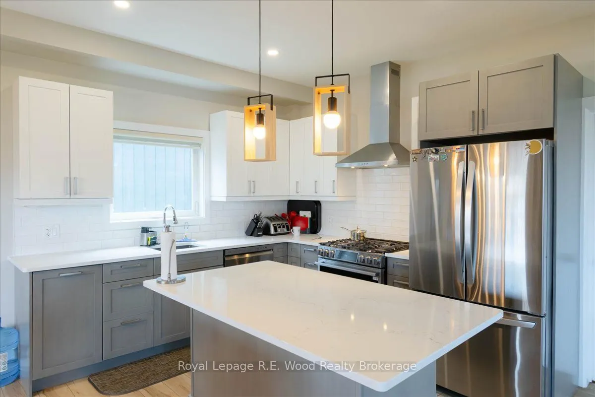 72 Trailview Drive E