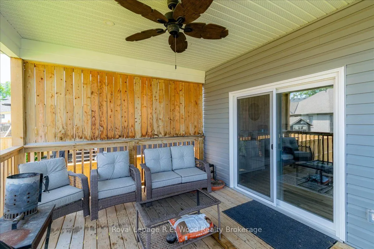 72 Trailview Drive E