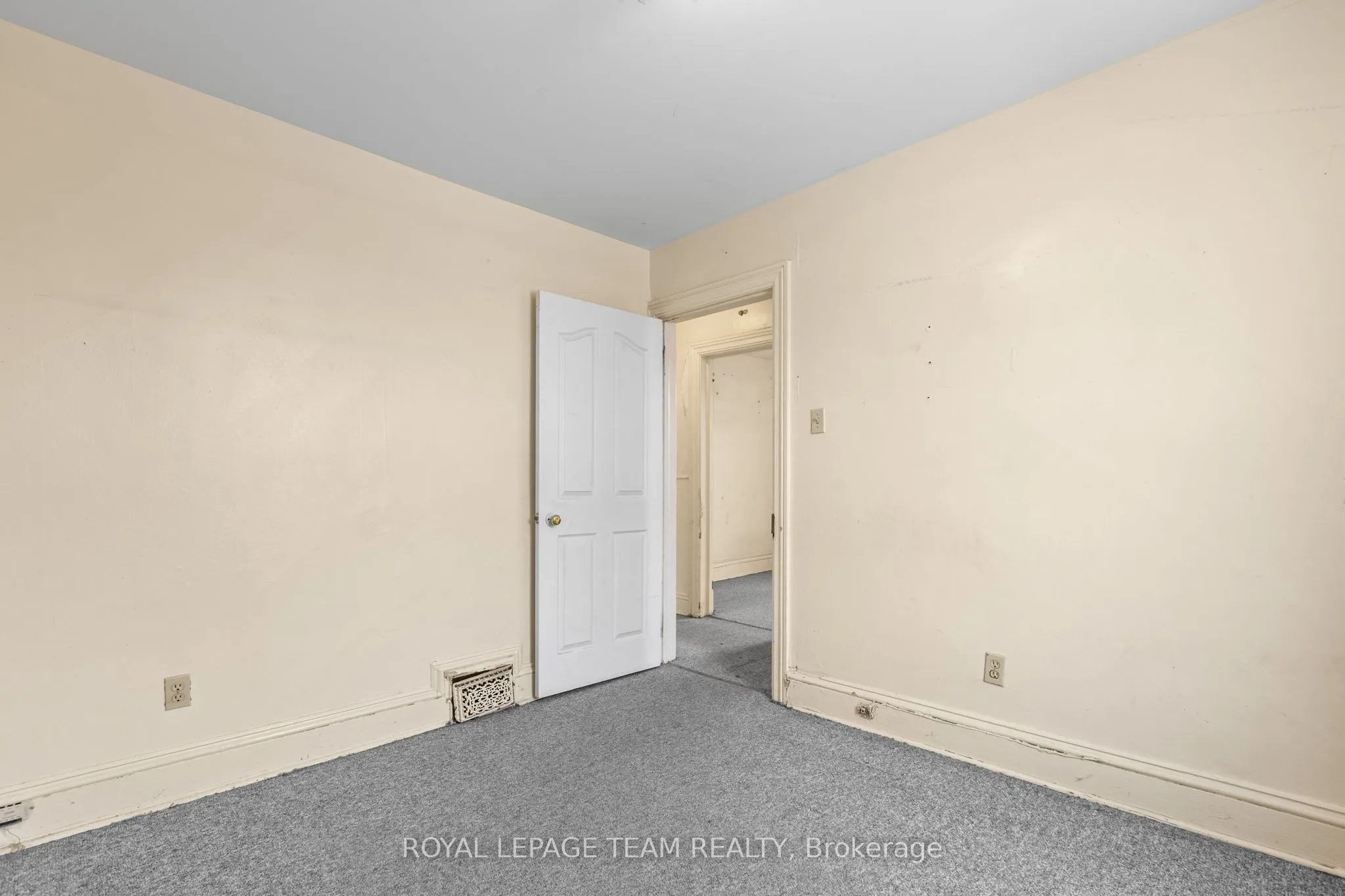 498 Gladstone Avenue