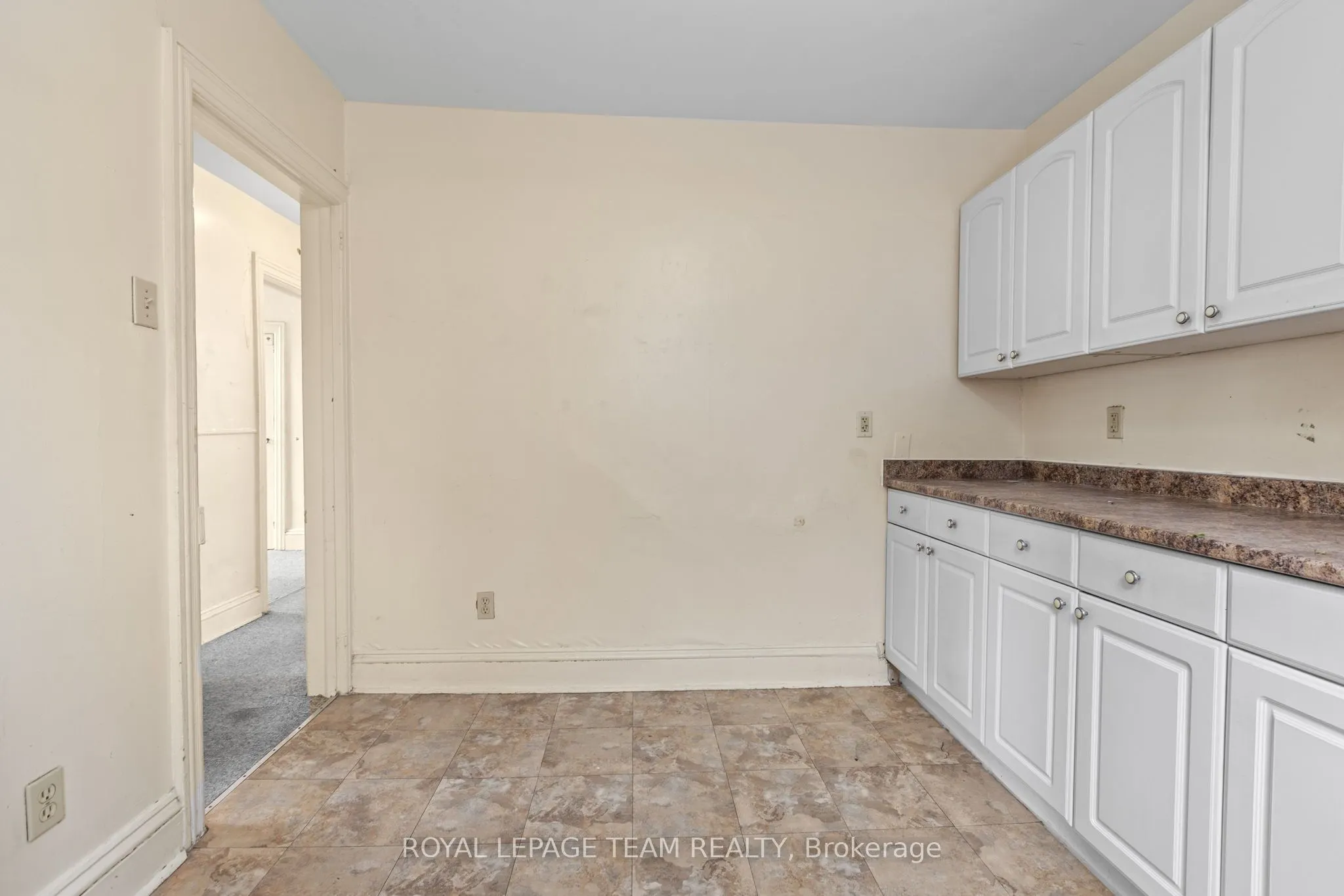 498 Gladstone Avenue