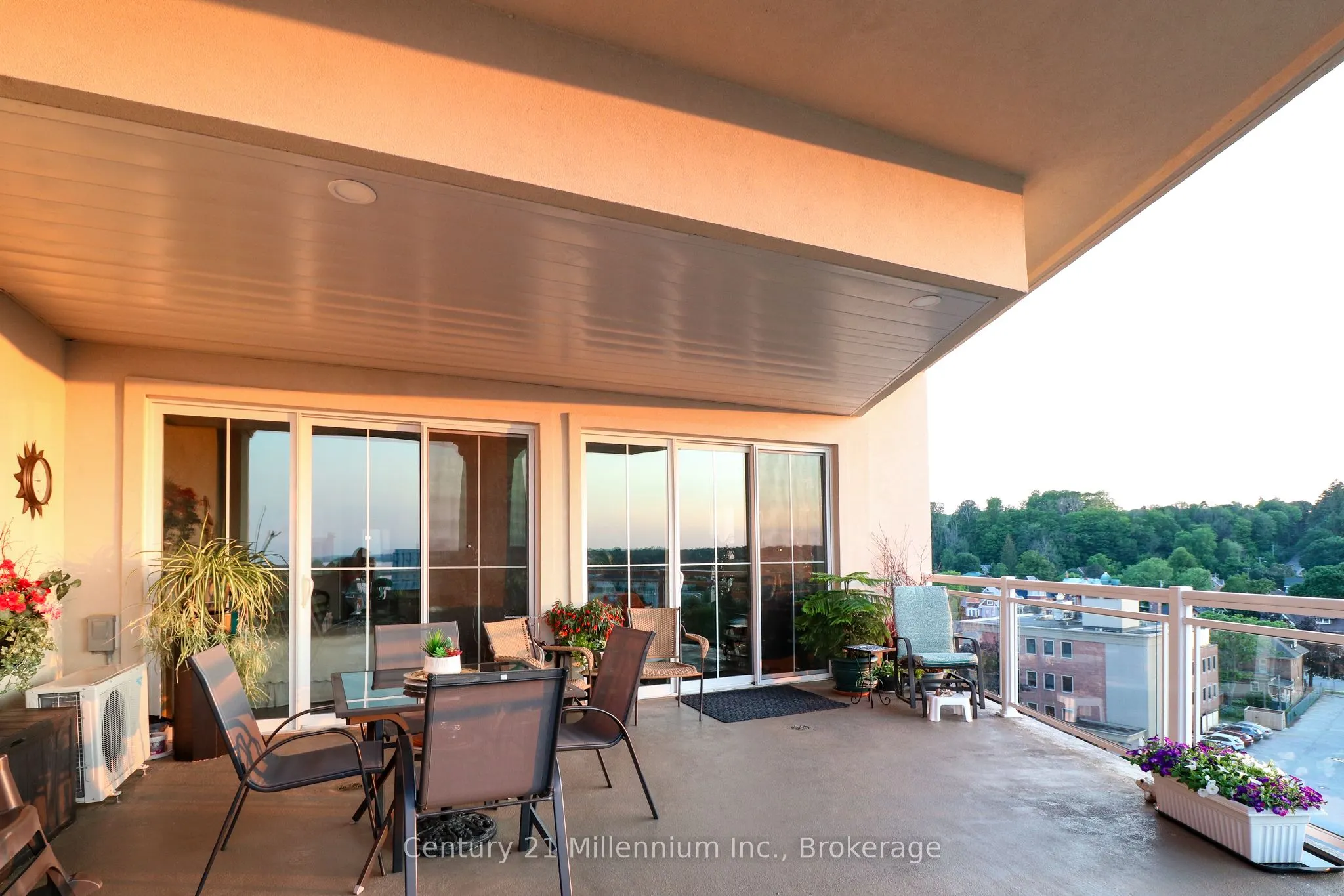 80 9th Street E #604