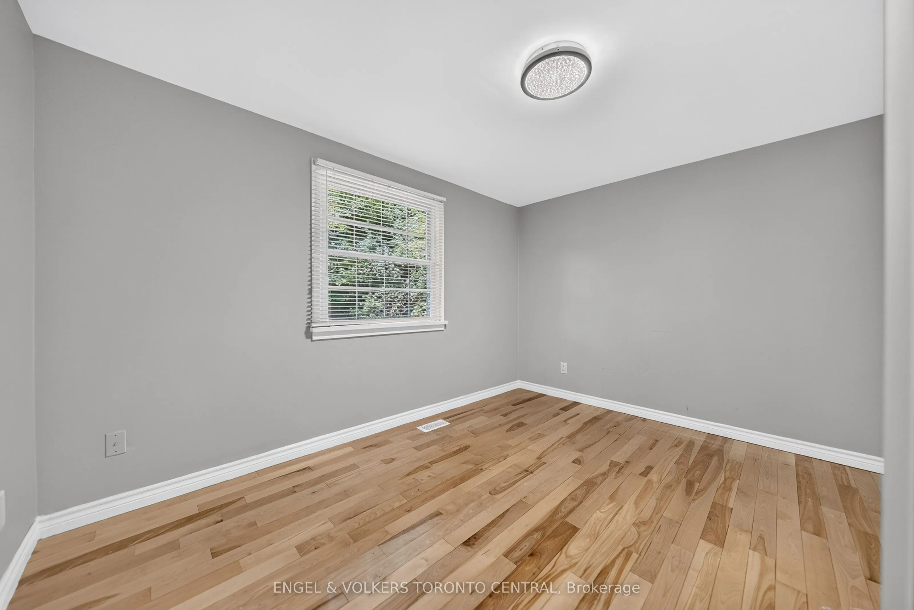256 Shakespeare Drive
