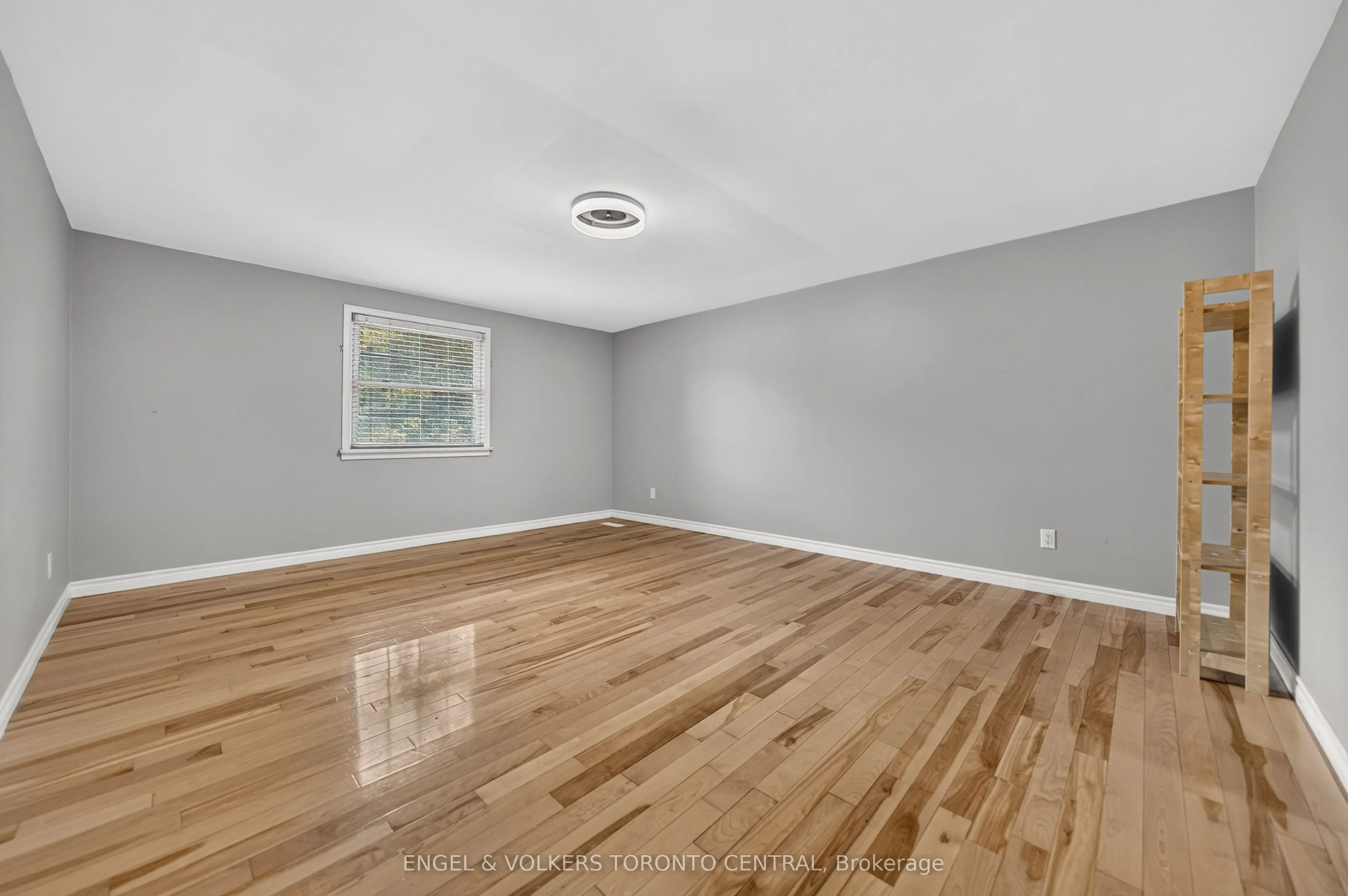 256 Shakespeare Drive