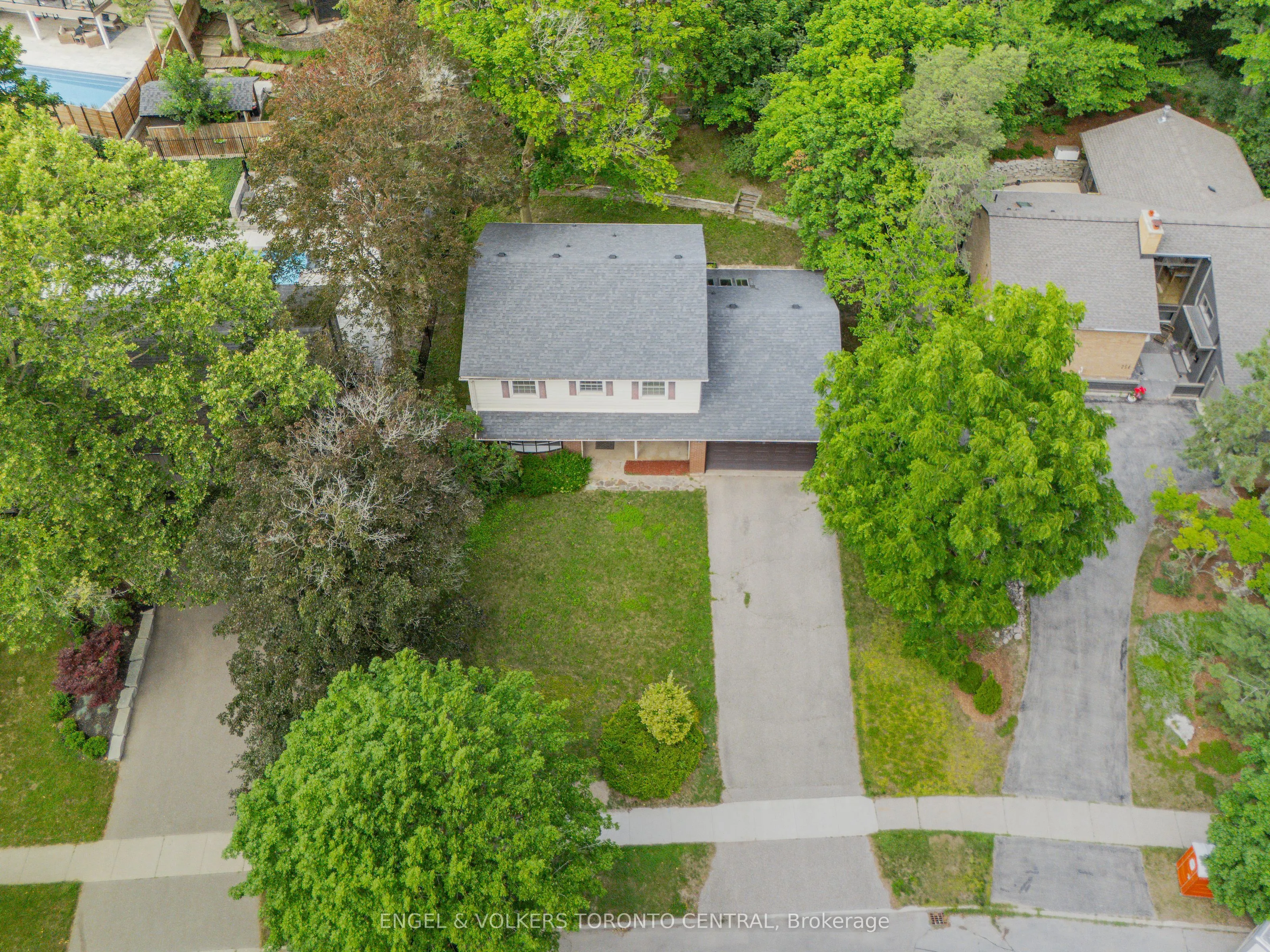 256 Shakespeare Drive