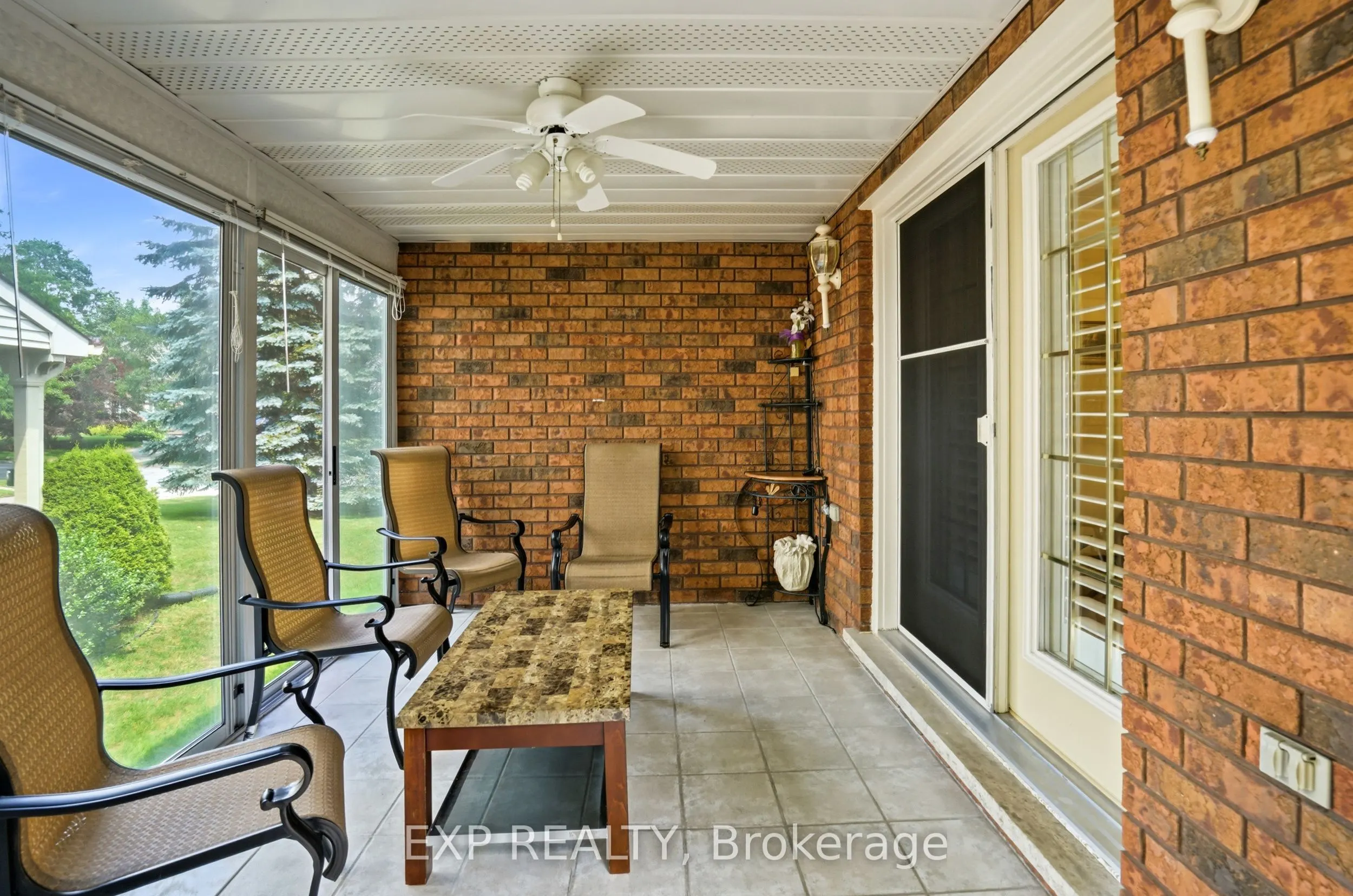 12 Fern Gate